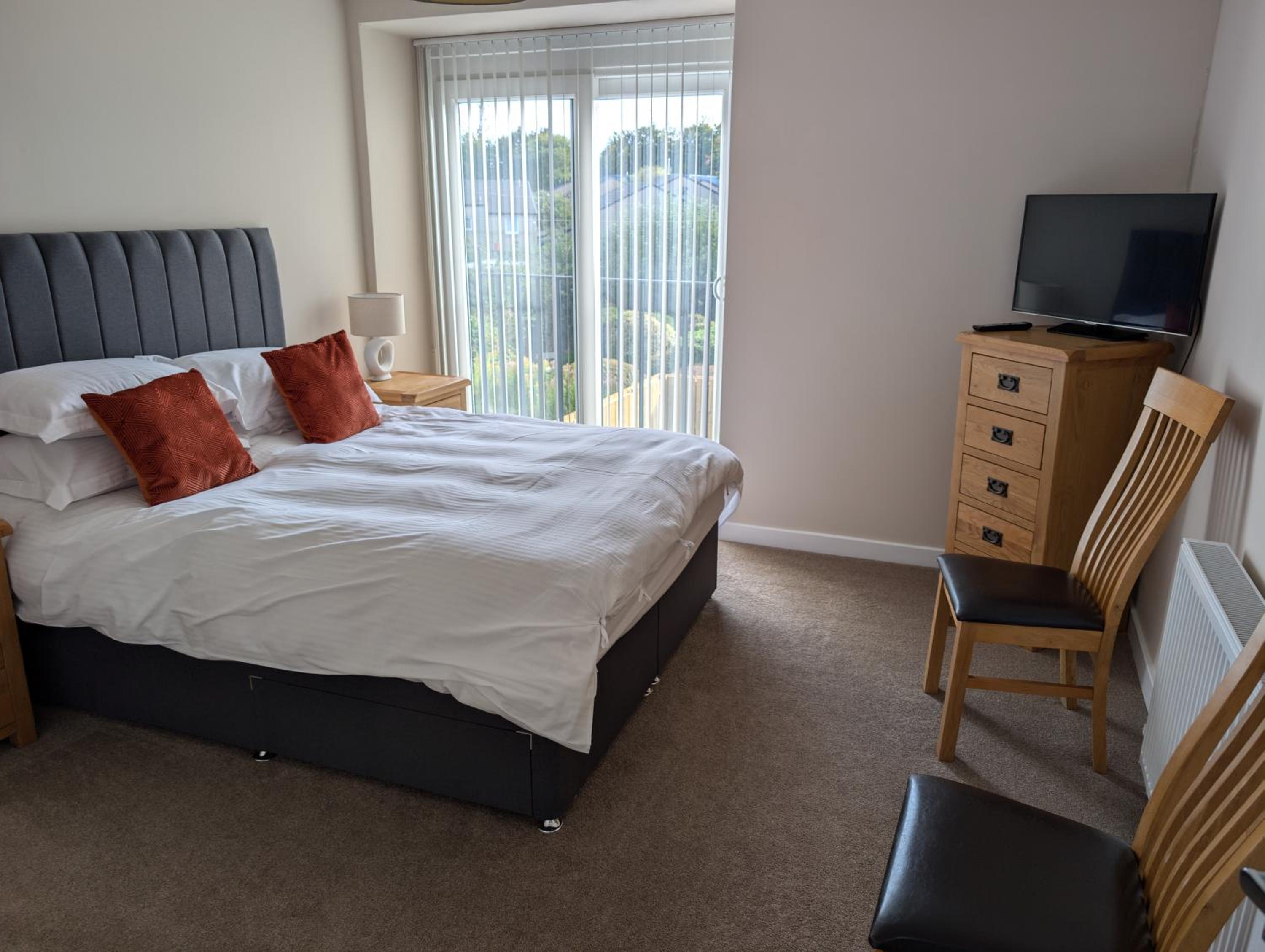 19 Snowdon Apartment view 4