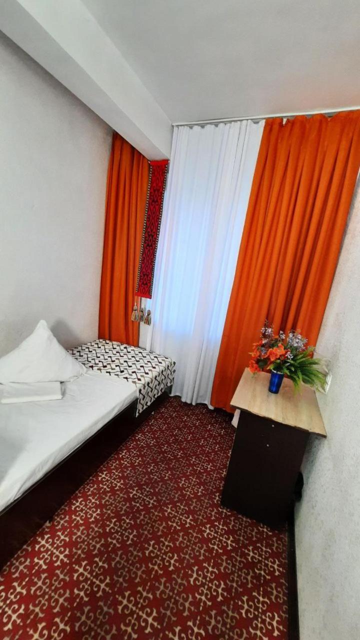 HalalHostel