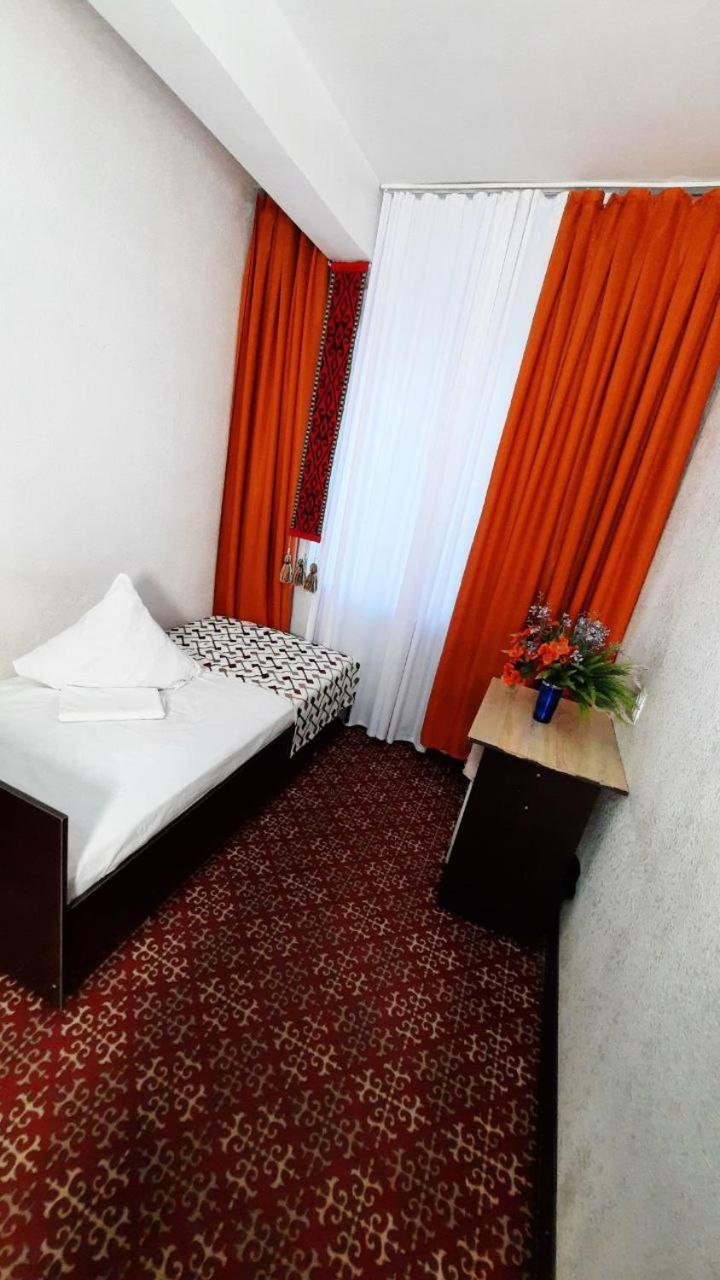 HalalHostel
