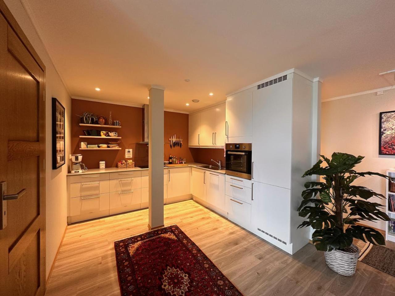 Ideal Family Retreat With 3 Bedrooms view 4