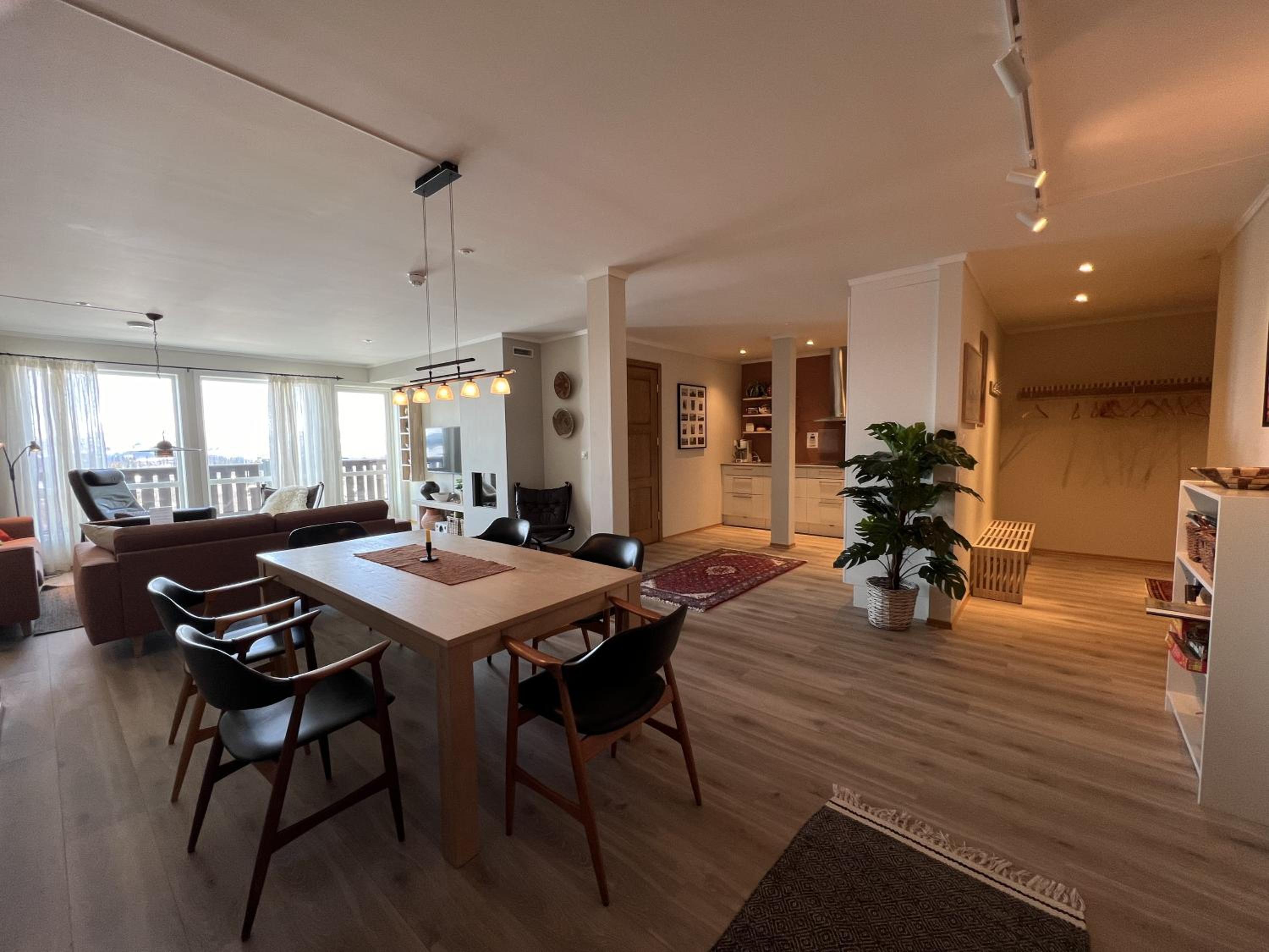 Ideal Family Retreat With 3 Bedrooms view 5