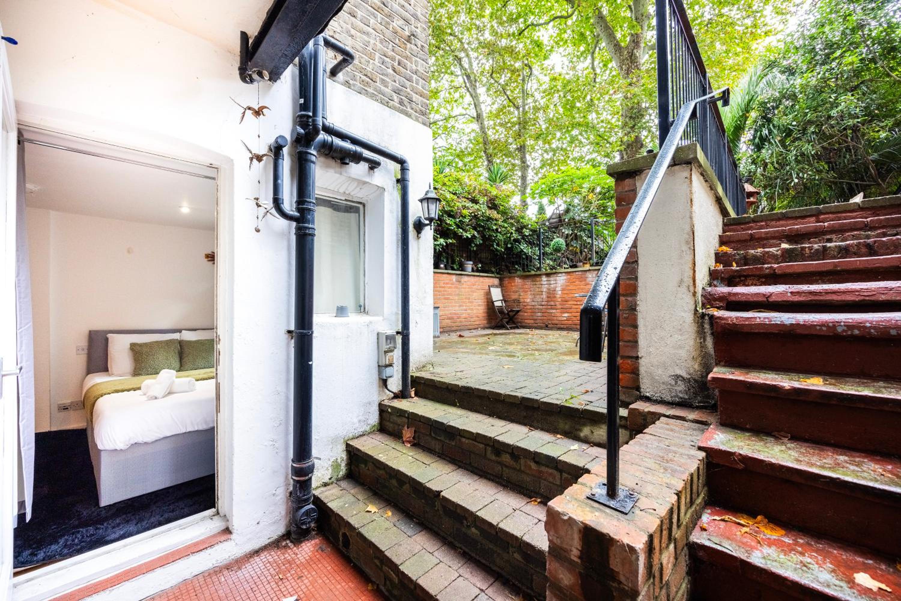 Beautiful Apartment With Spacious Garden - Earl's Court