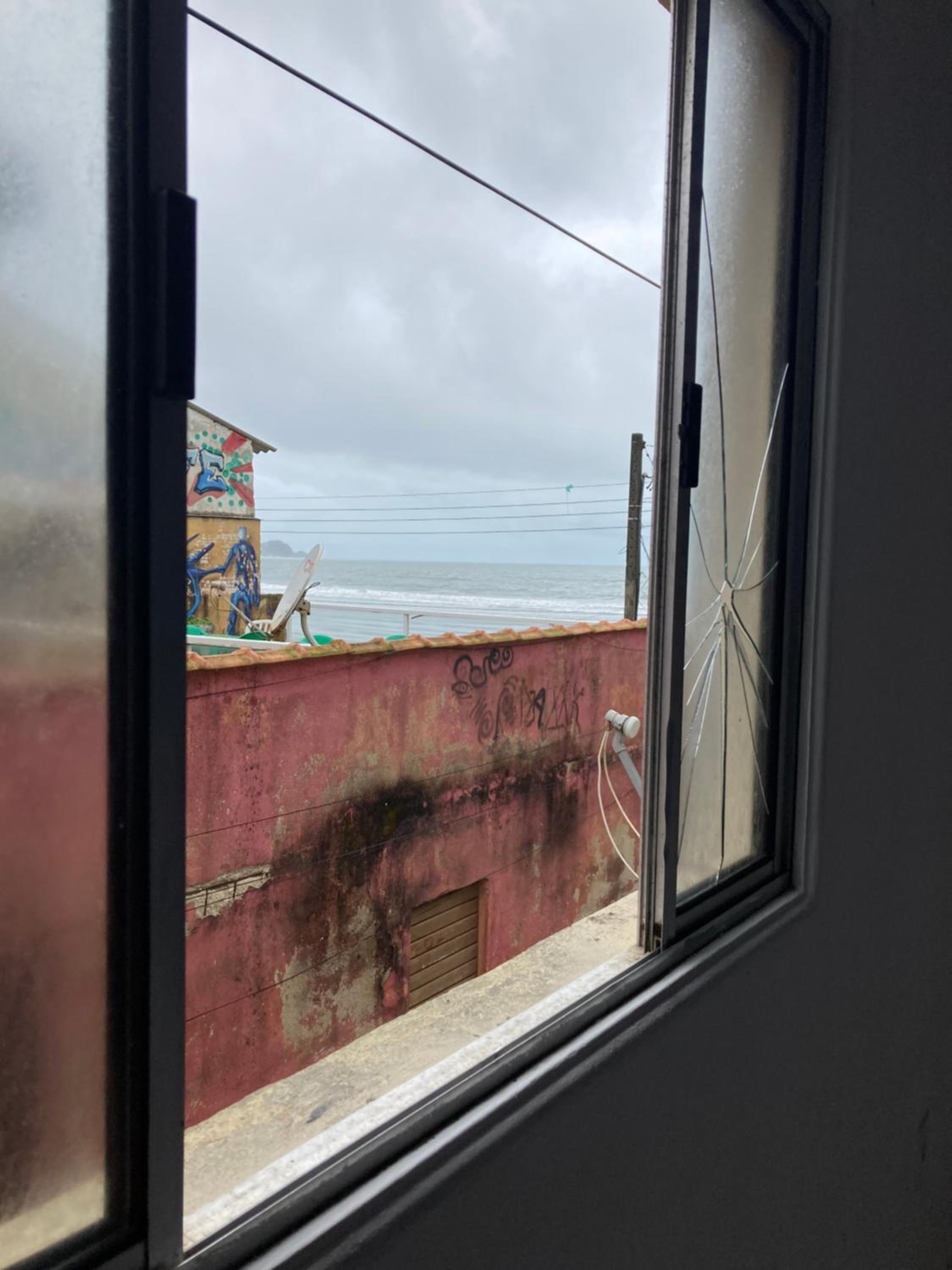 Casa pé na areia Guarujá SP