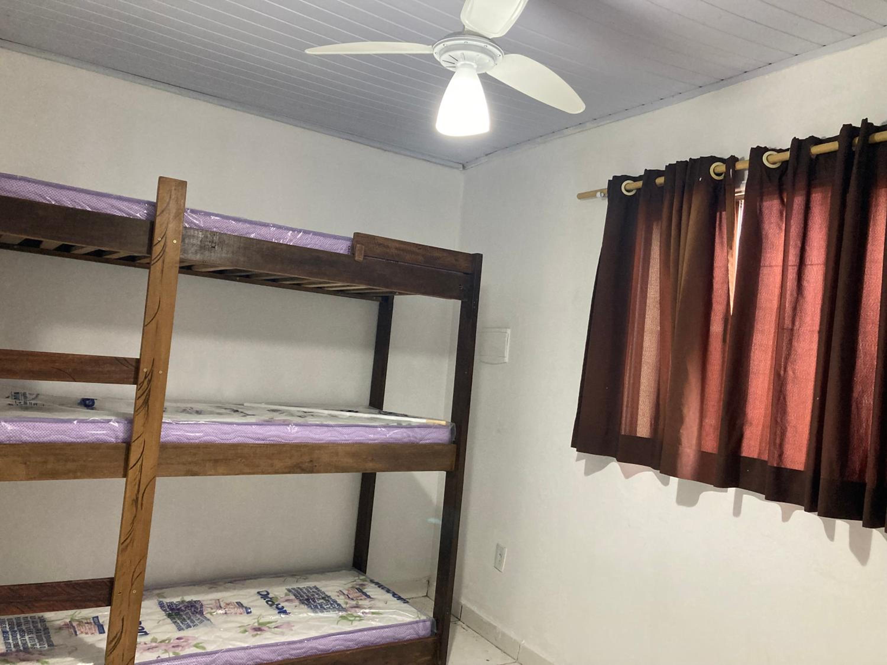 Casa pé na areia Guarujá SP