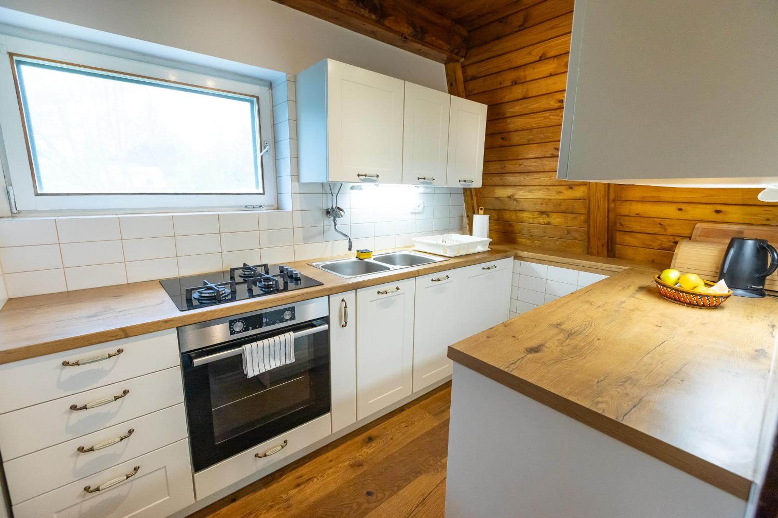Cosy countryside cottage with indoor fireplace view 5