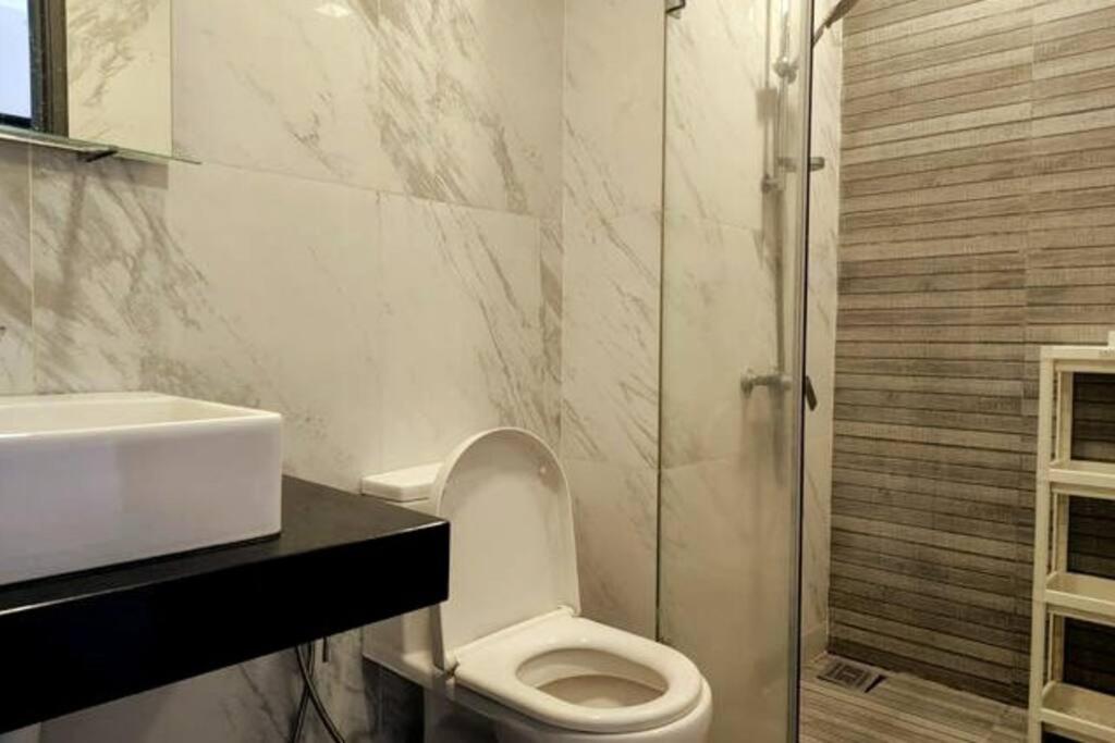 7pax Emporis Kota Damansara 5Bedroom 2CarPark, Segi College, MRT photo 8