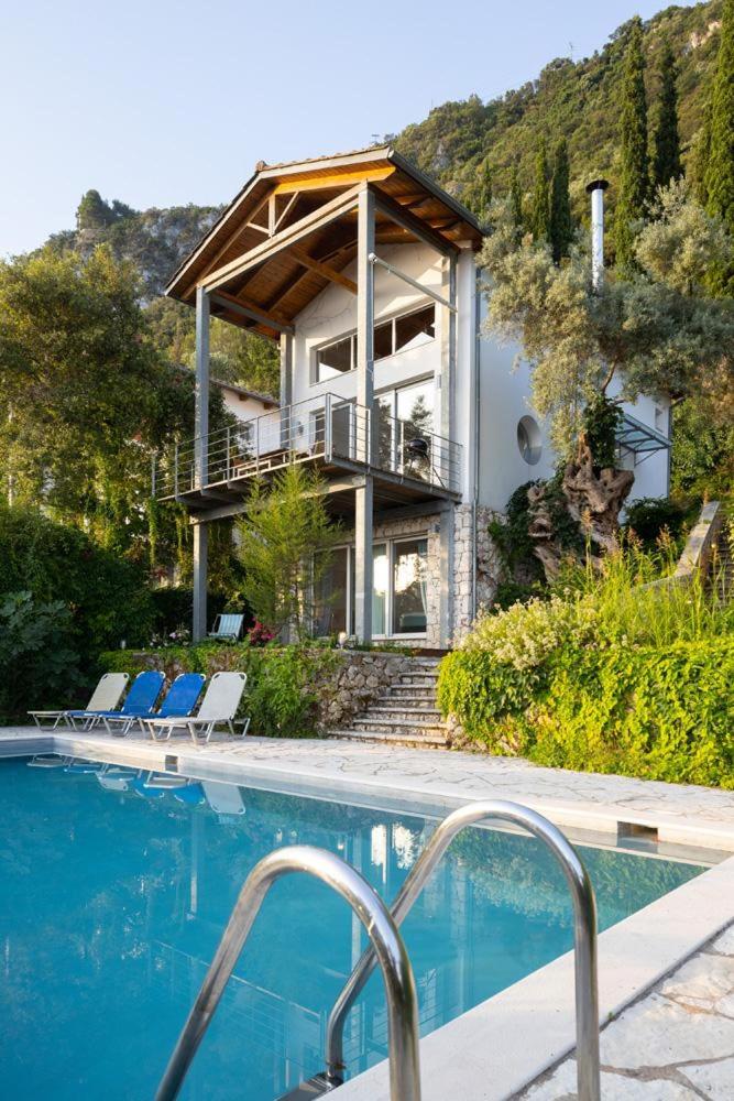Villa Milos view 5
