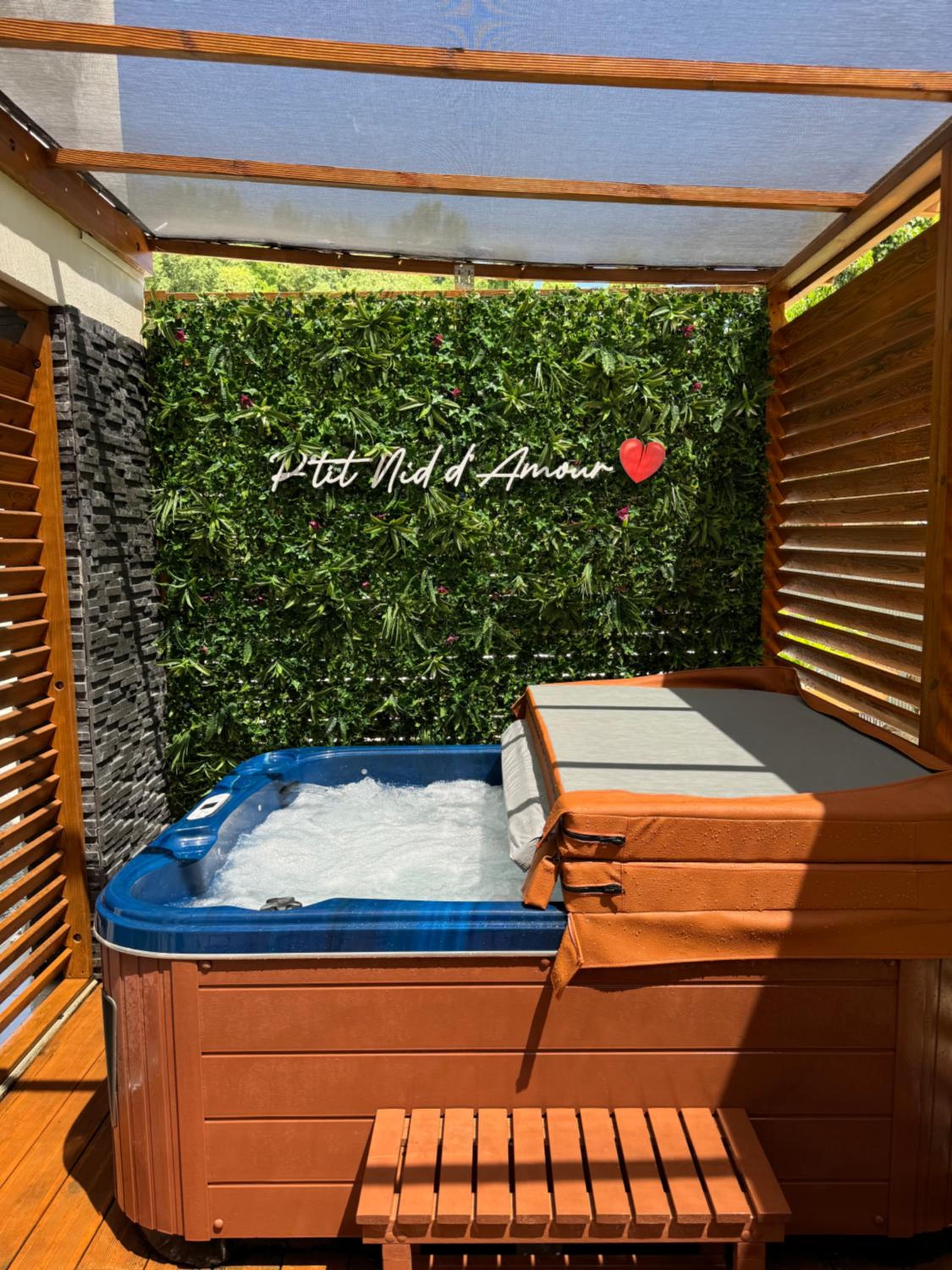 Charmante maison avec jacuzzi