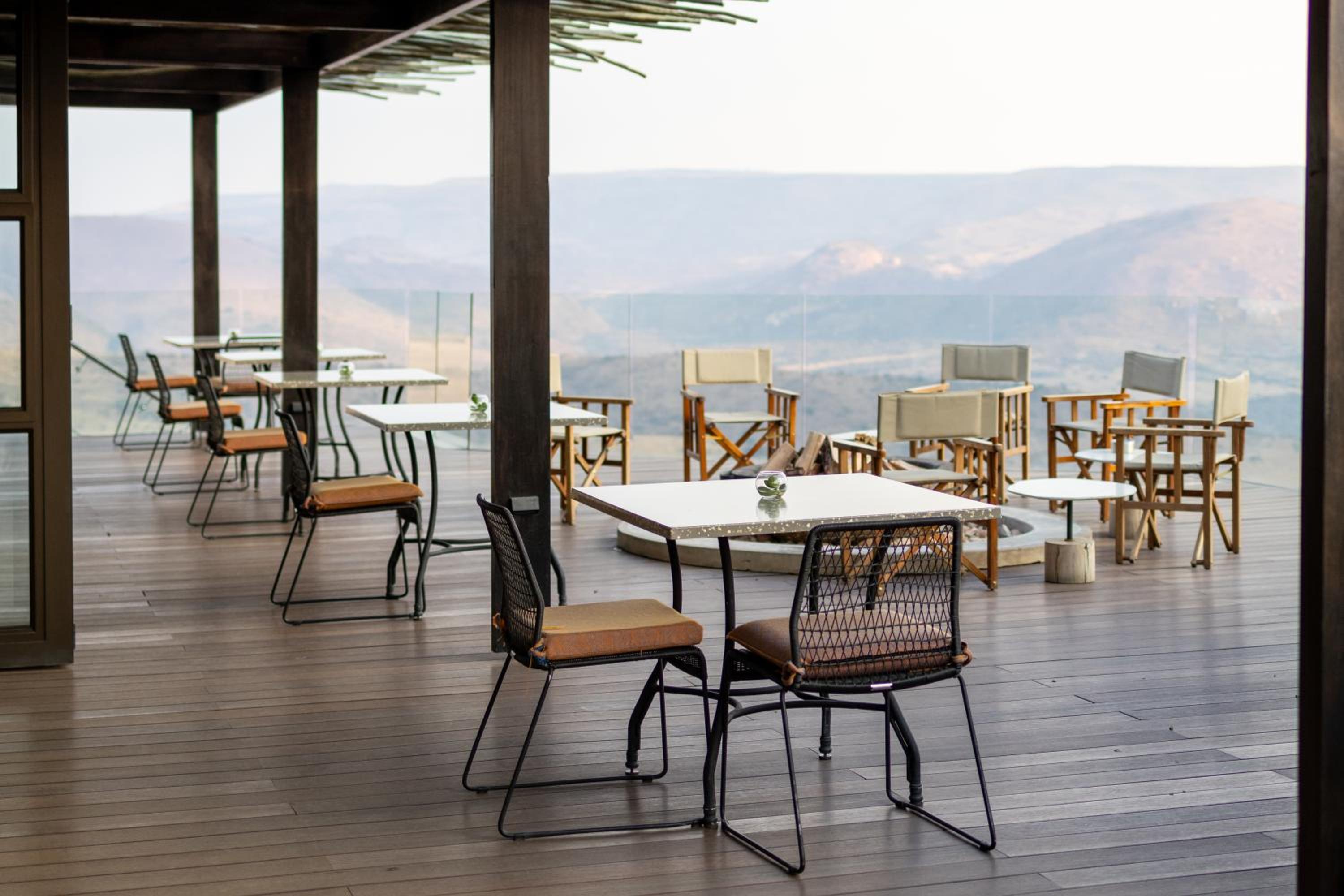 Zulu Rock Lodge - Babanango Game Reserve
