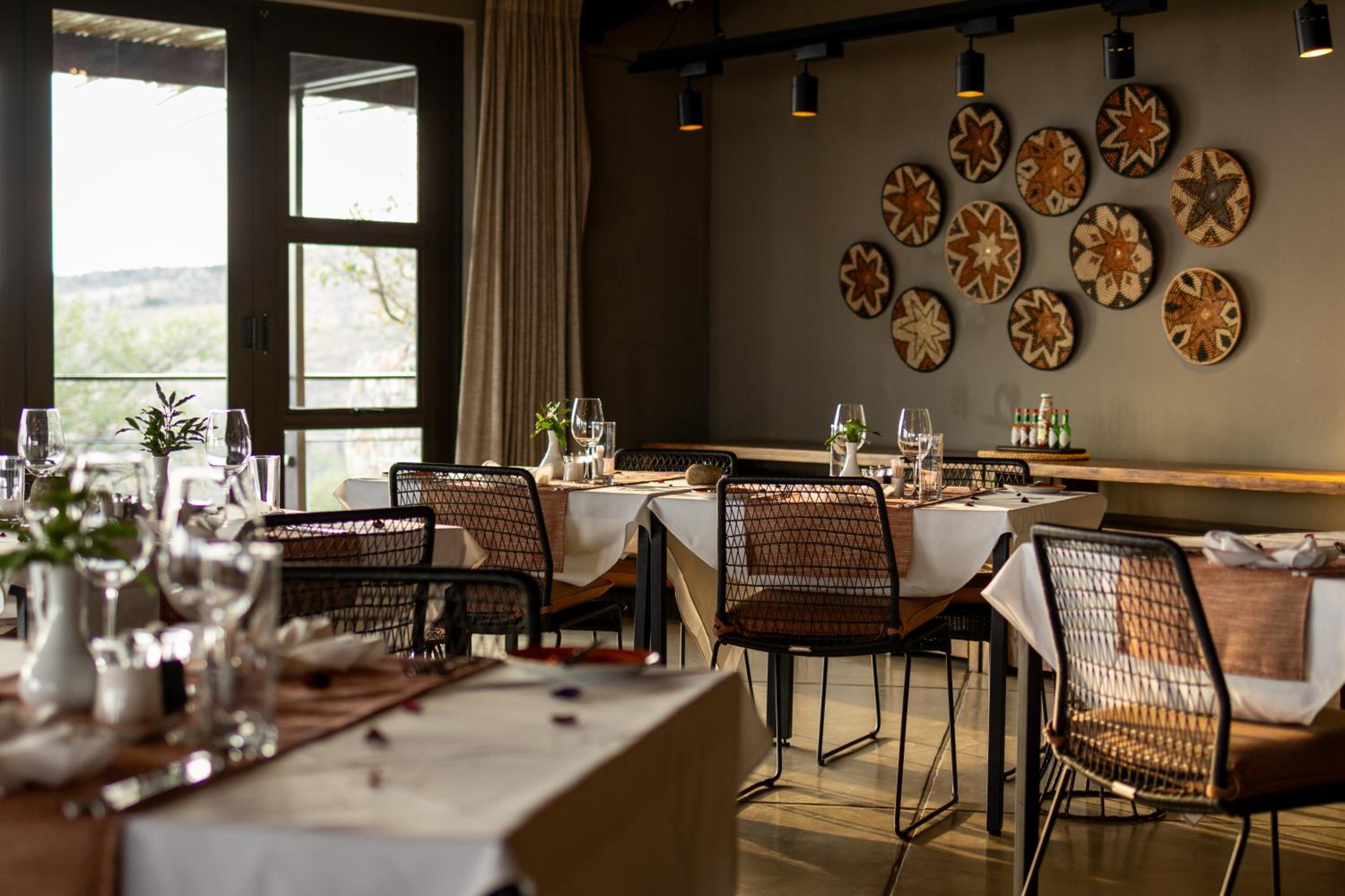 Zulu Rock Lodge - Babanango Game Reserve