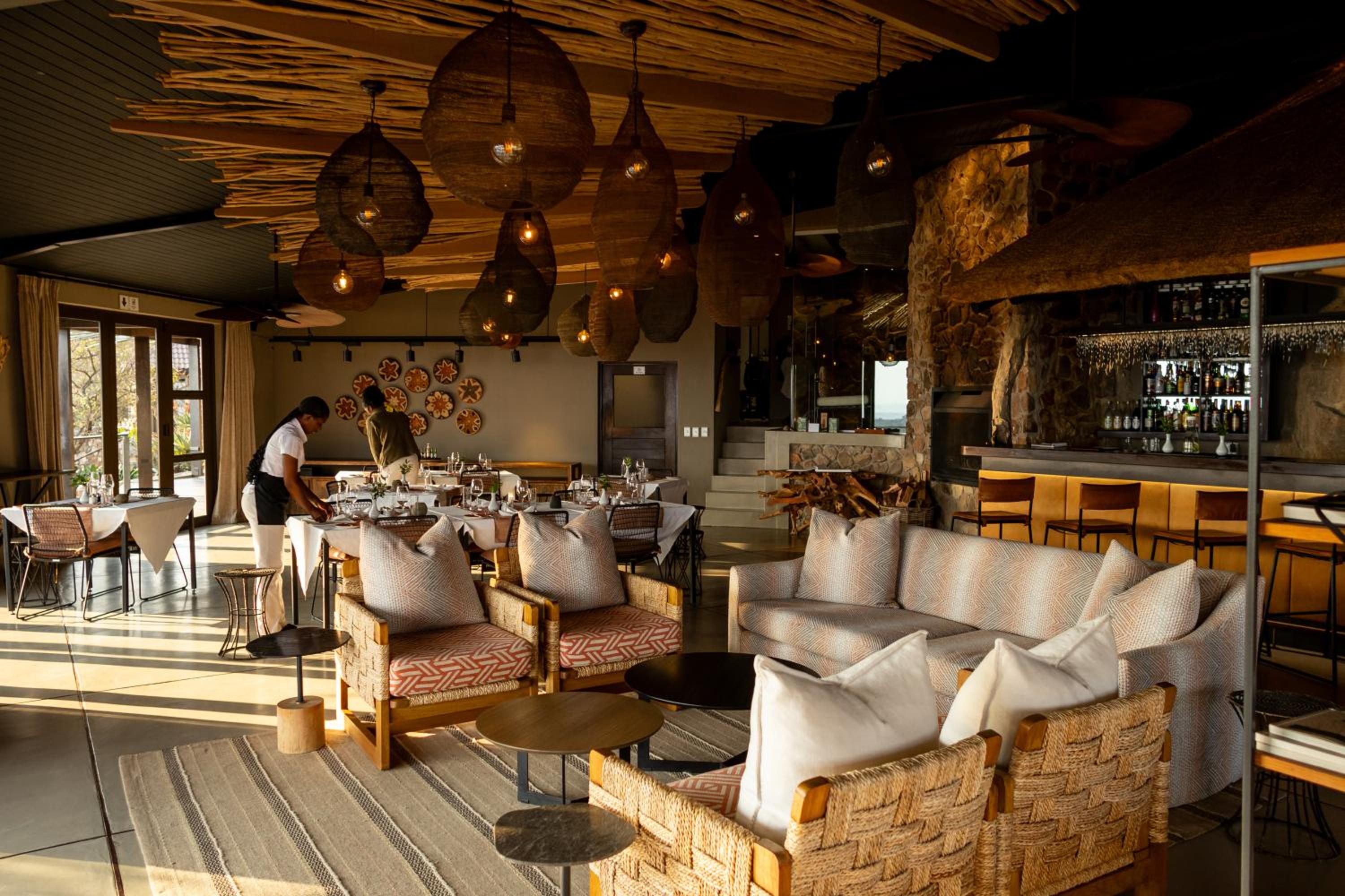 Zulu Rock Lodge - Babanango Game Reserve