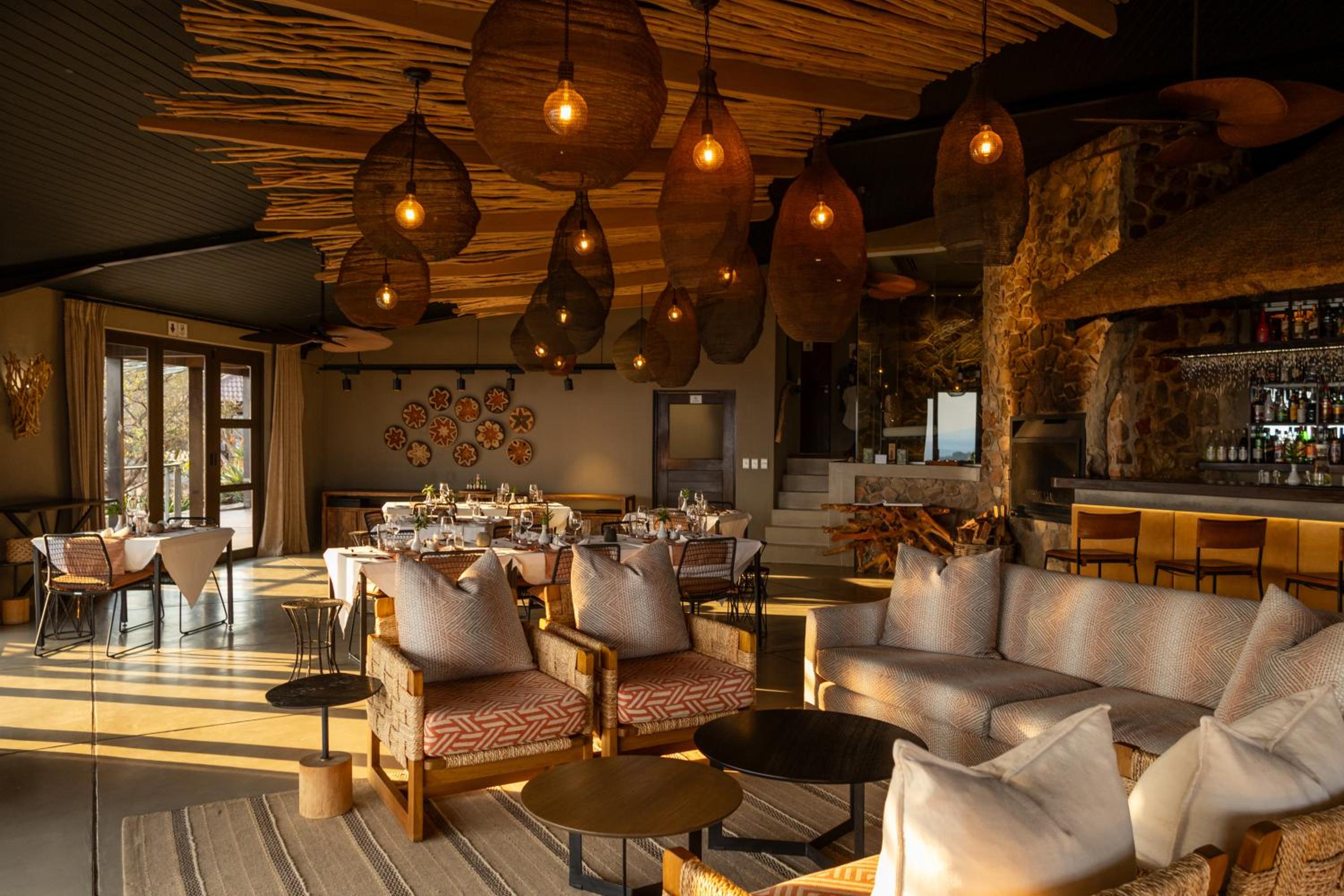 Zulu Rock Lodge - Babanango Game Reserve