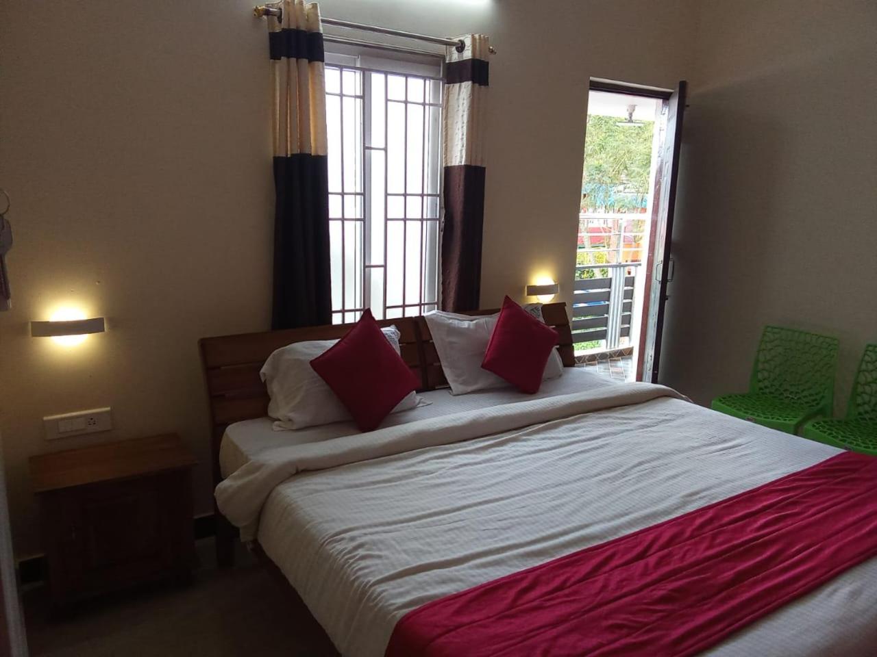 Sunstar Apartment
