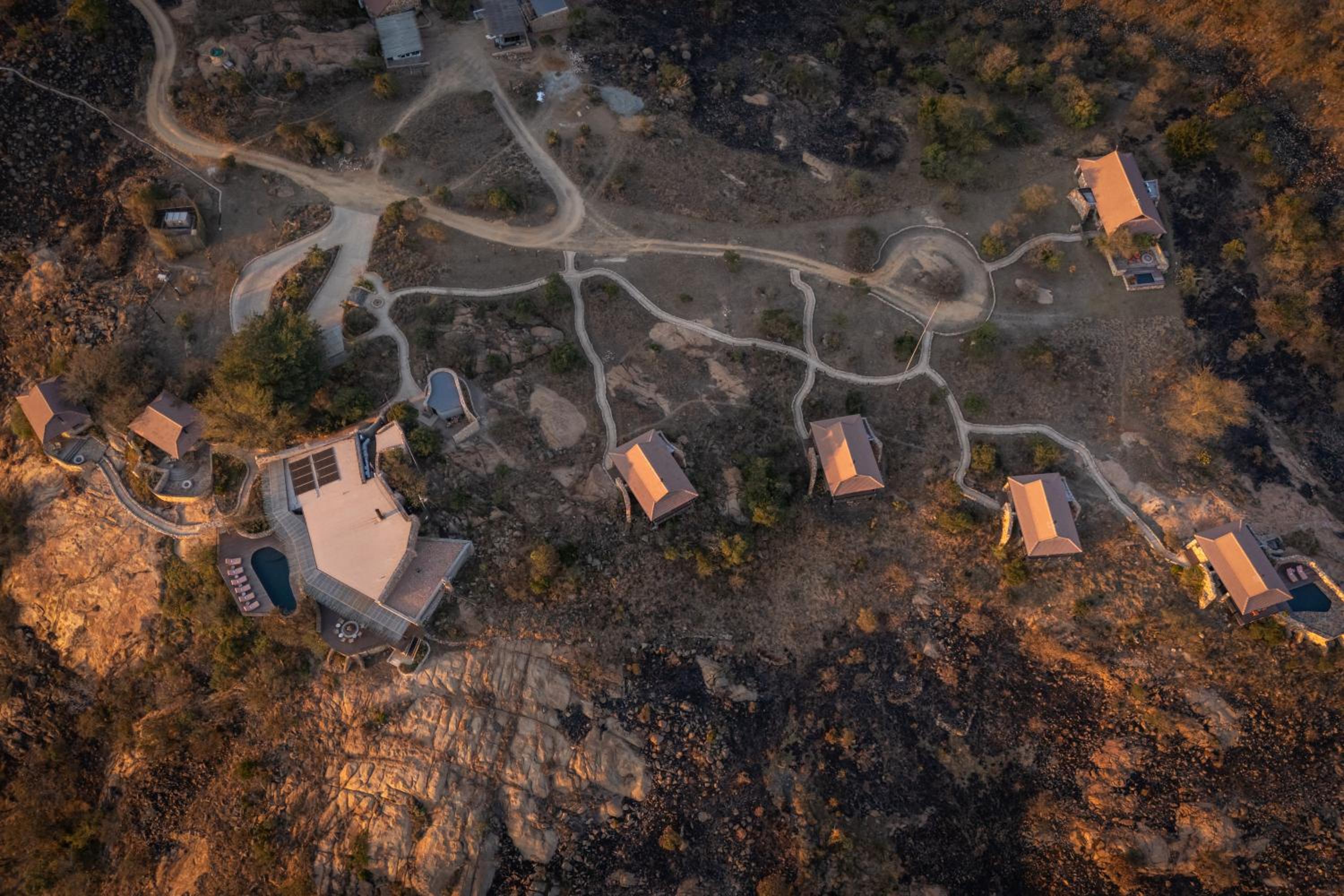 Zulu Rock Lodge - Babanango Game Reserve