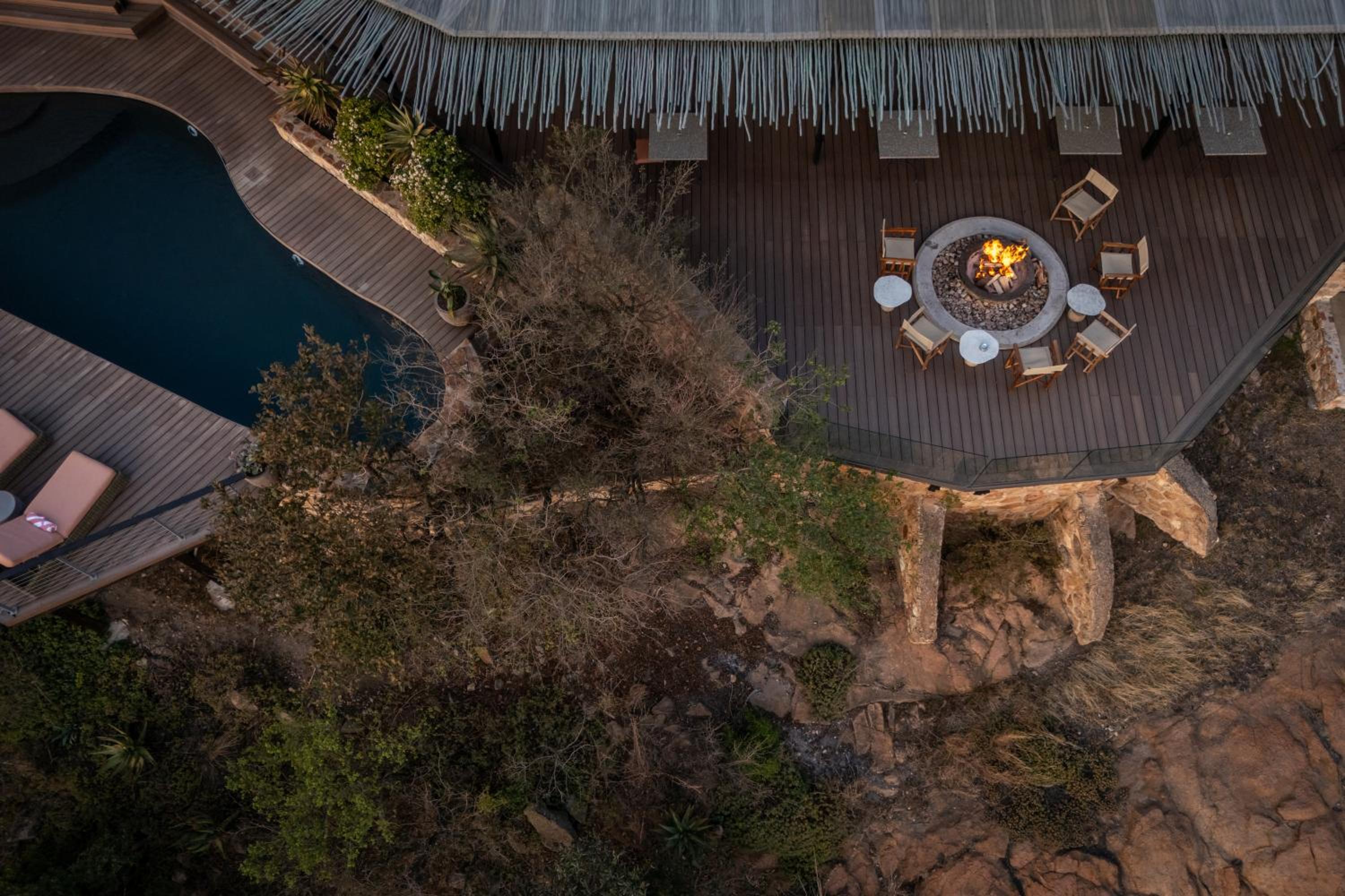 Zulu Rock Lodge - Babanango Game Reserve
