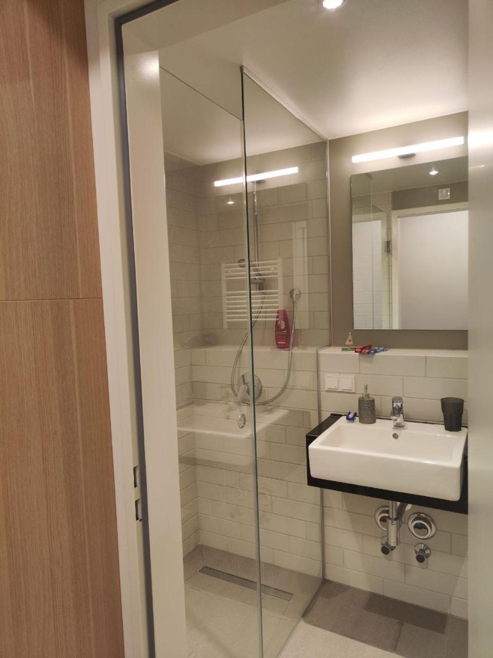 Luxurious Studio in Mitte Next to the Berlin Central Train Station Hauptbahnhof