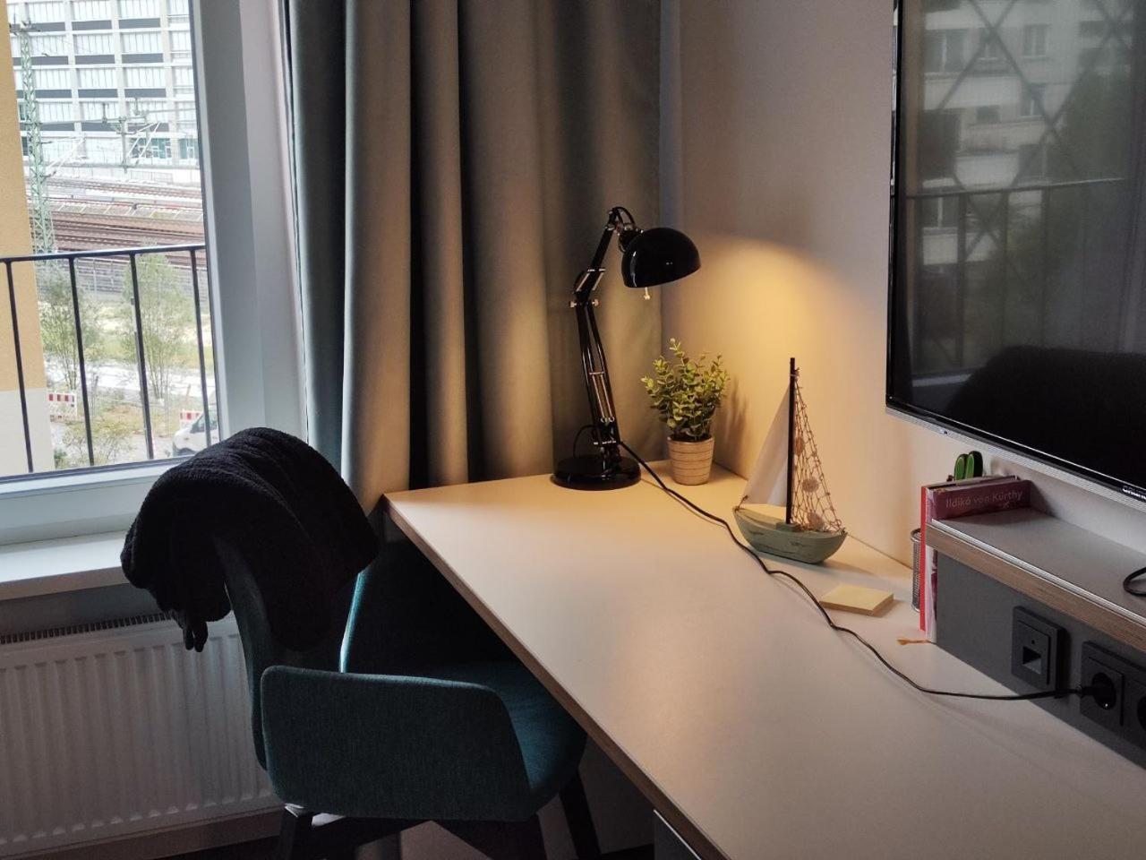 Luxurious Studio in Mitte Next to the Berlin Central Train Station Hauptbahnhof