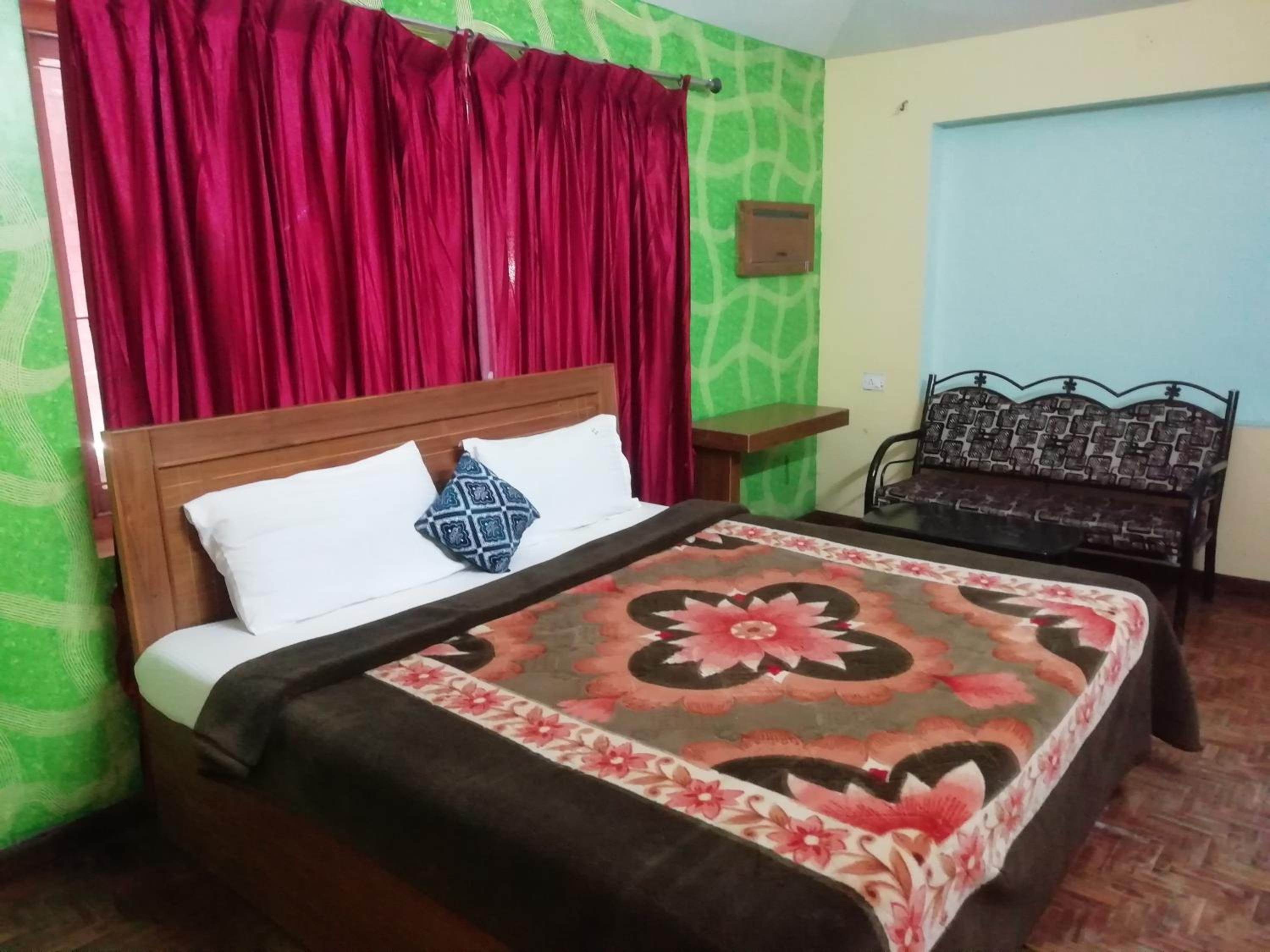 Sunstar Apartment