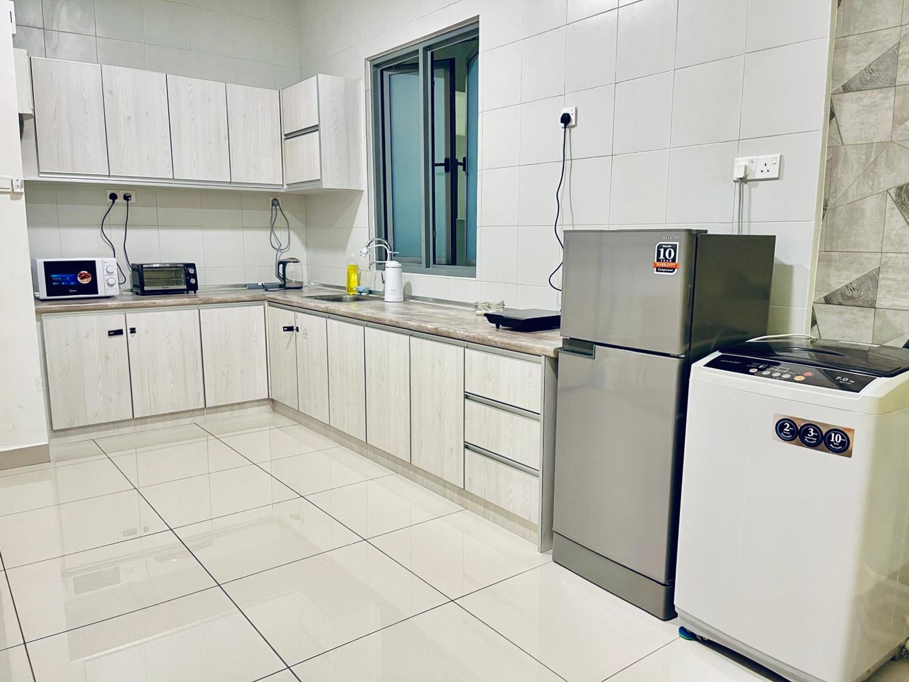 Near Sunway Damen Cozy Homestay photo 4