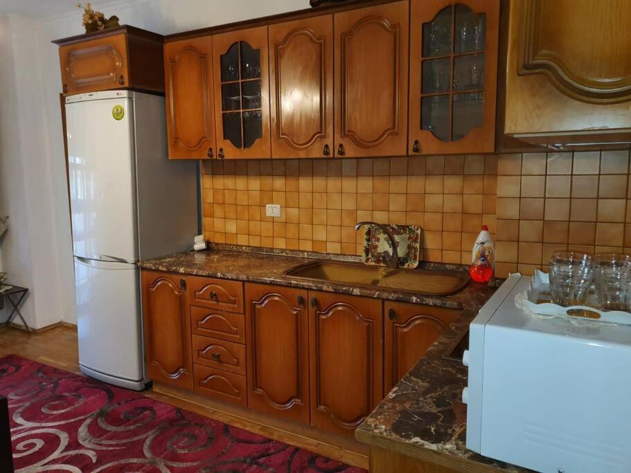 Flat in Tirana, Rruga 5 Maji, Tirane