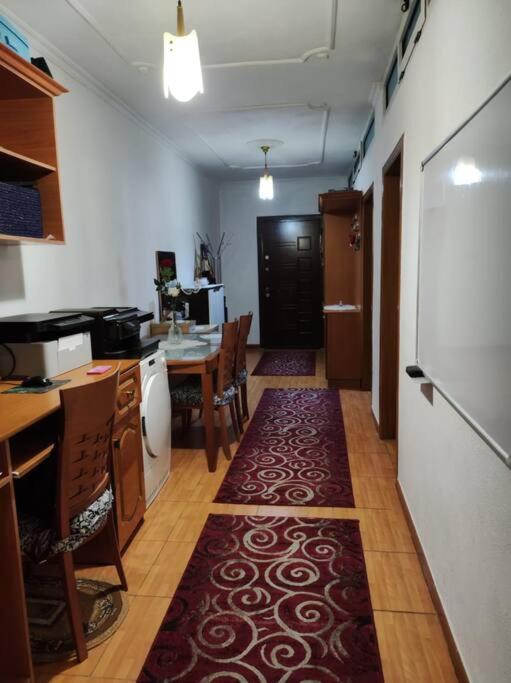 Flat in Tirana, Rruga 5 Maji, Tirane