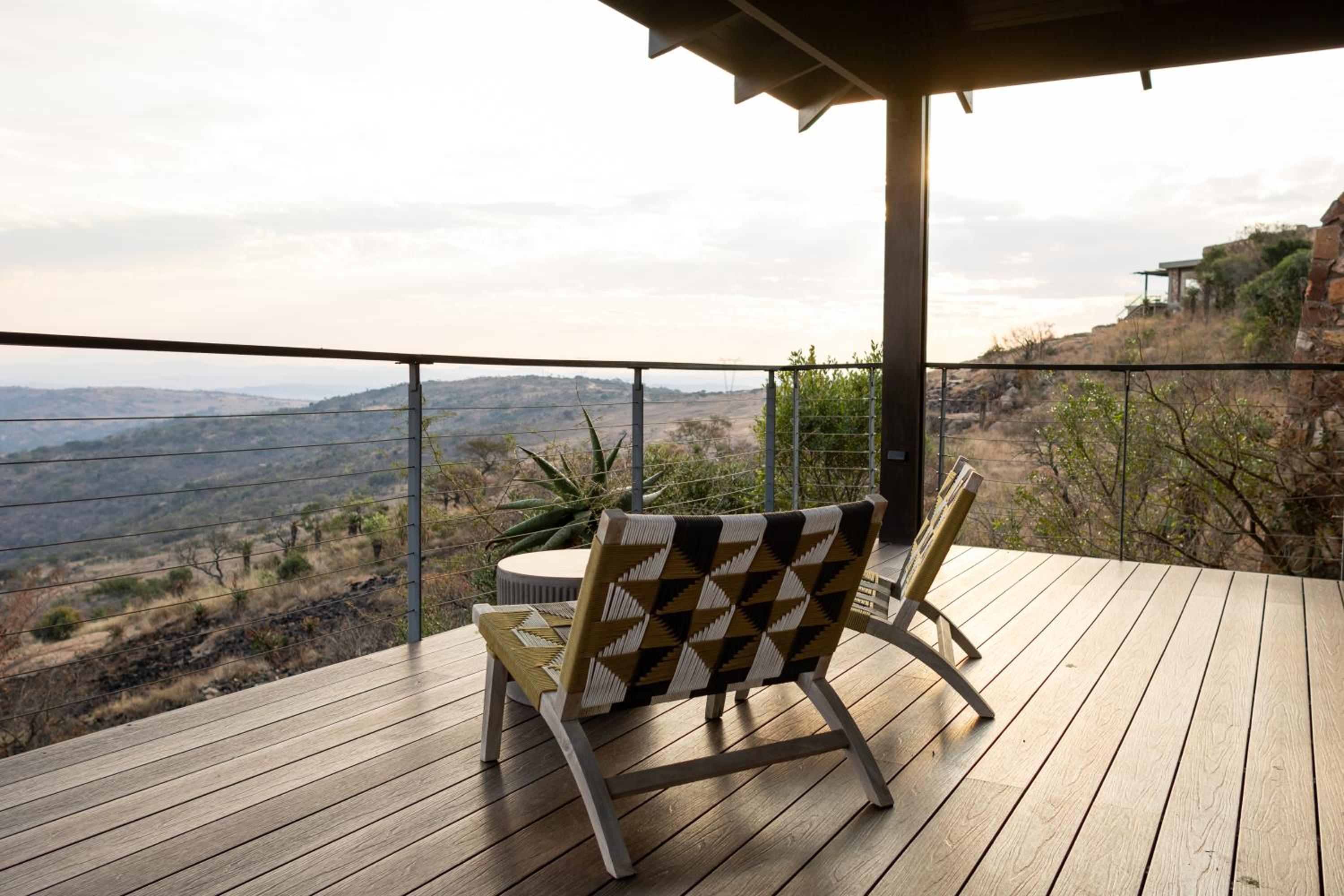 Zulu Rock Lodge - Babanango Game Reserve