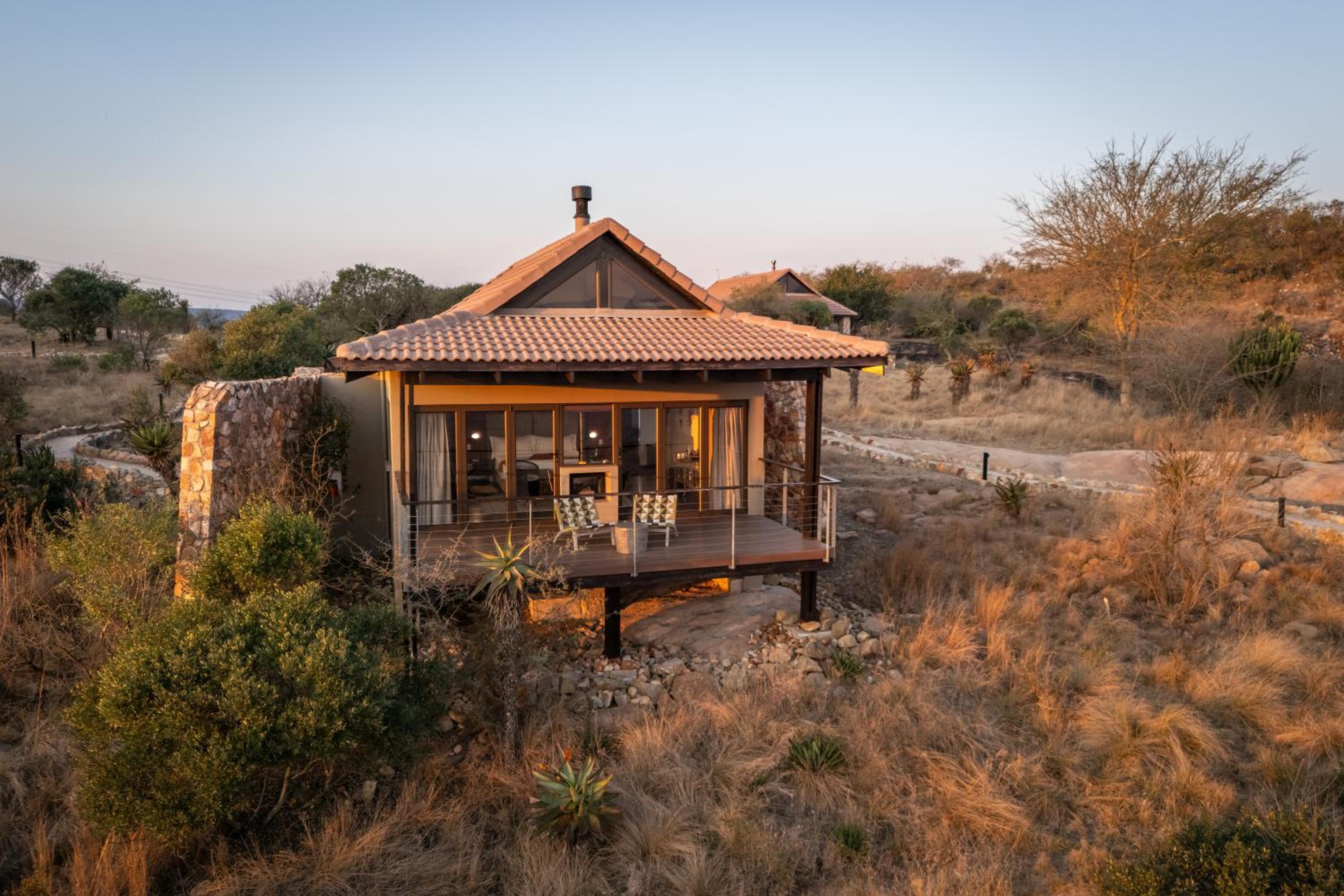 Zulu Rock Lodge - Babanango Game Reserve