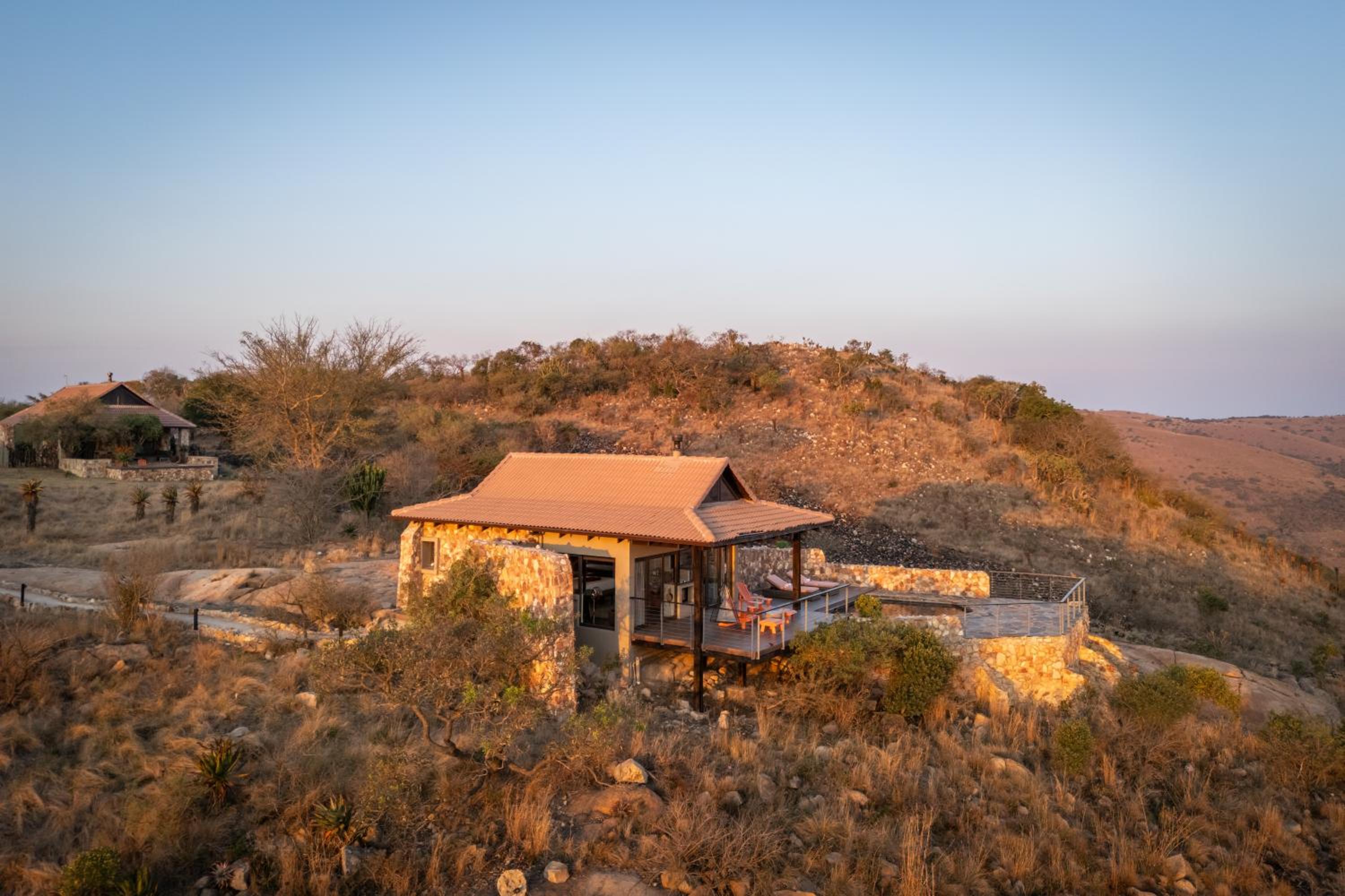 Zulu Rock Lodge - Babanango Game Reserve