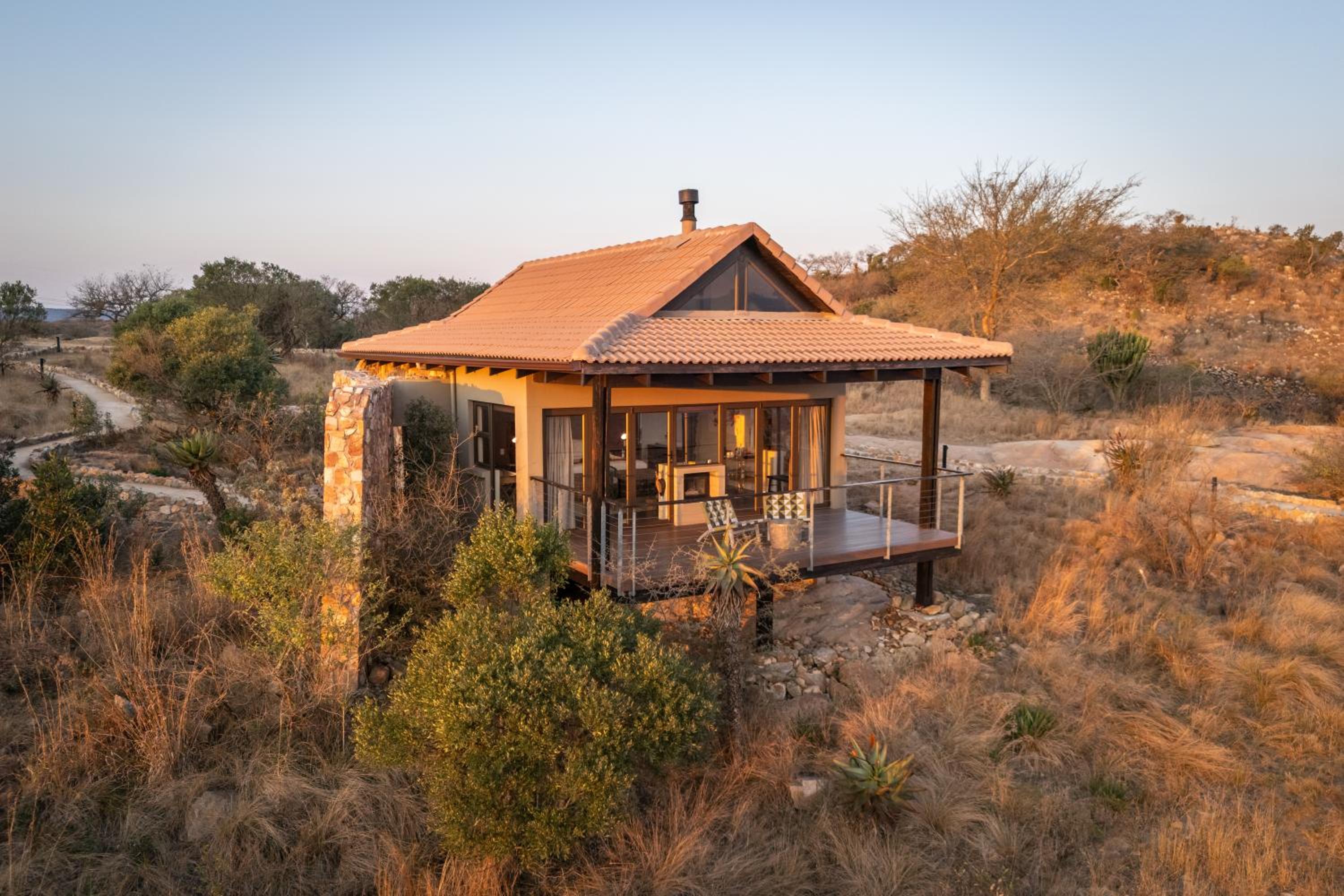 Zulu Rock Lodge - Babanango Game Reserve