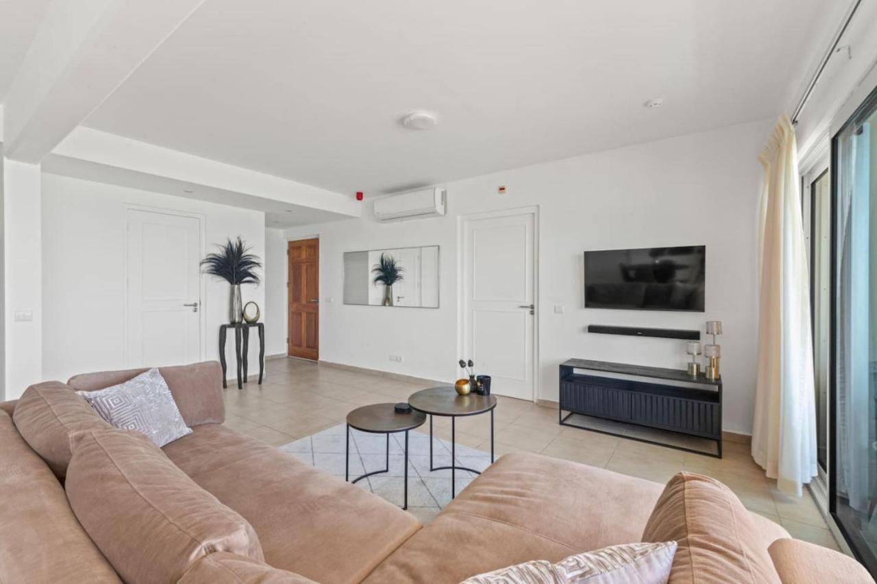 Mooi appartement met adembenemend uitzicht op zee