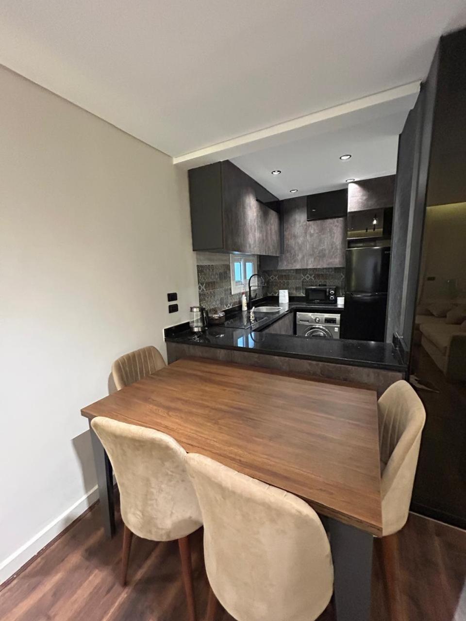 Luxury 2 Bedrooms Apartment