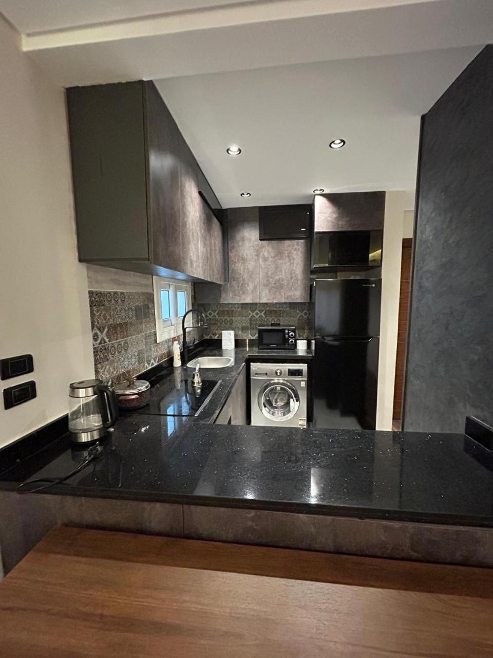 Luxury 2 Bedrooms Apartment
