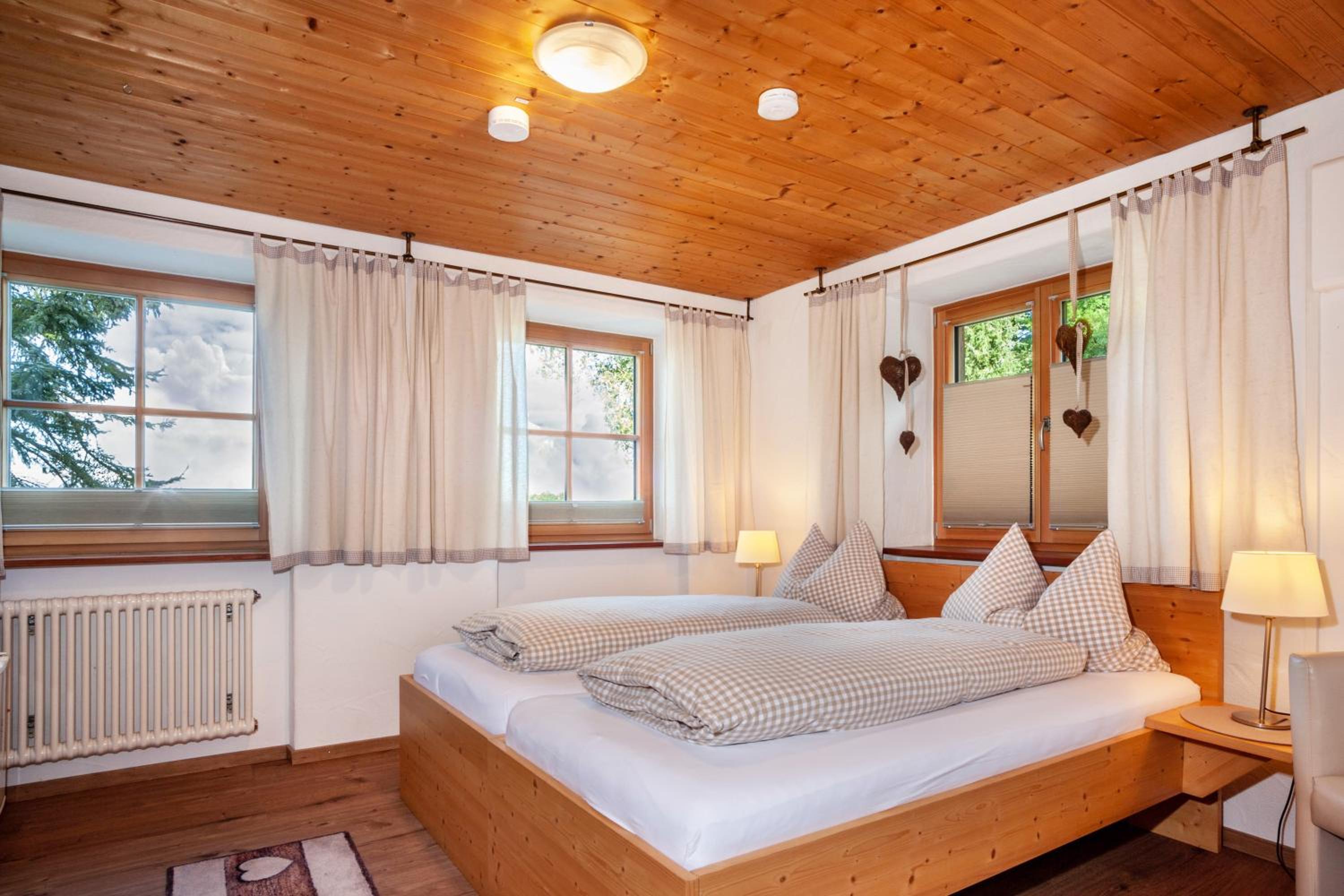 Allpano Pension und Ferienwohnungen