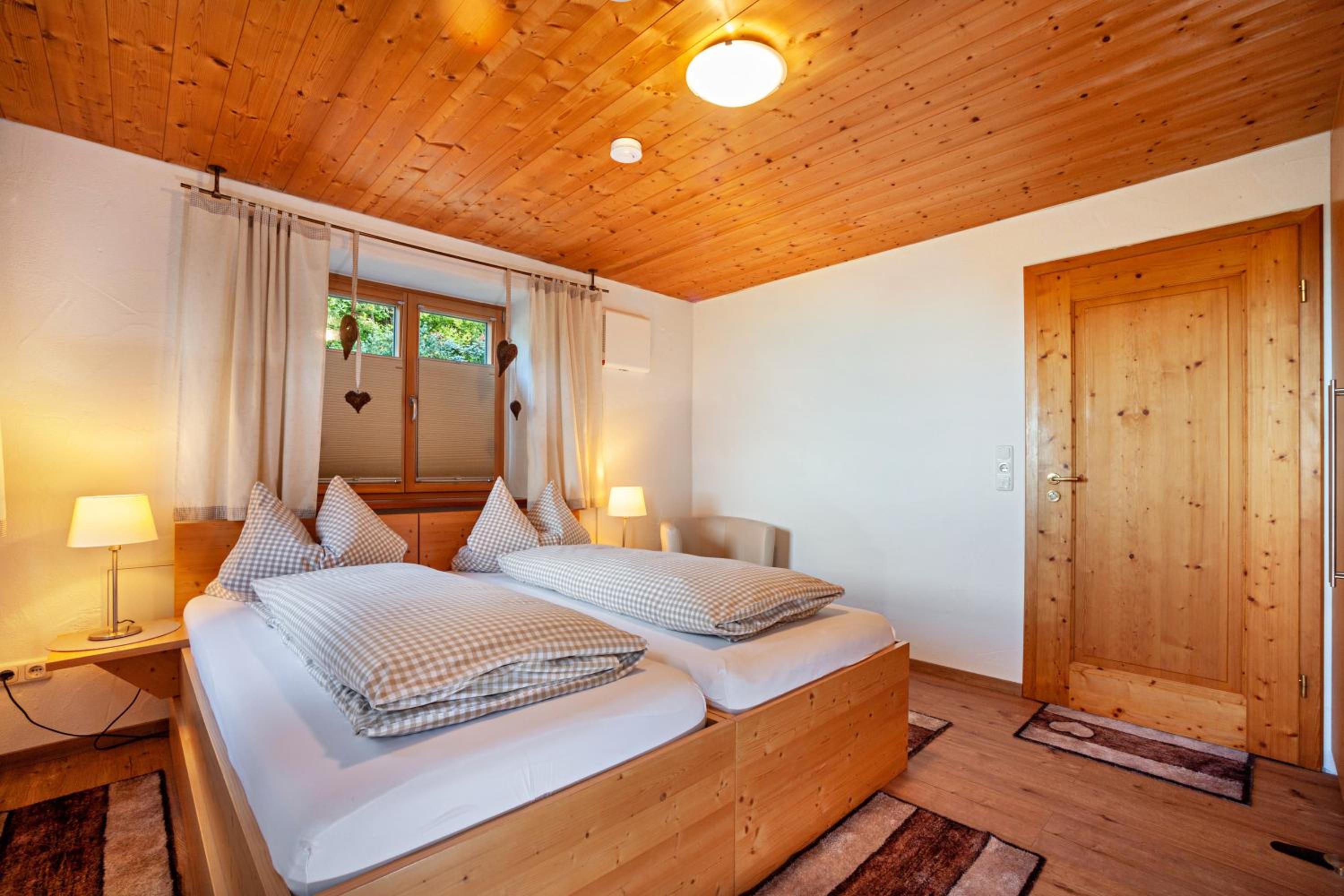 Allpano Pension und Ferienwohnungen