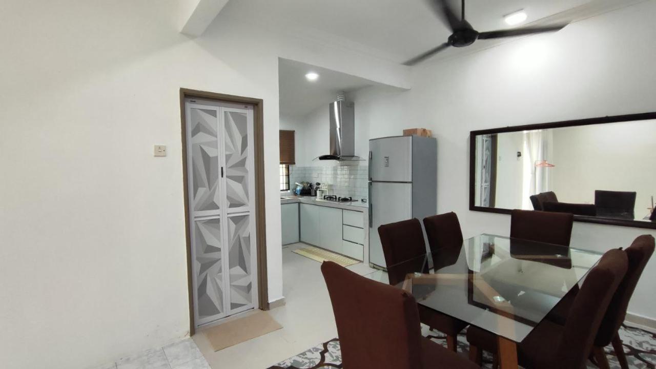 Homestay Anggerik 56 Saujana Utama photo 4