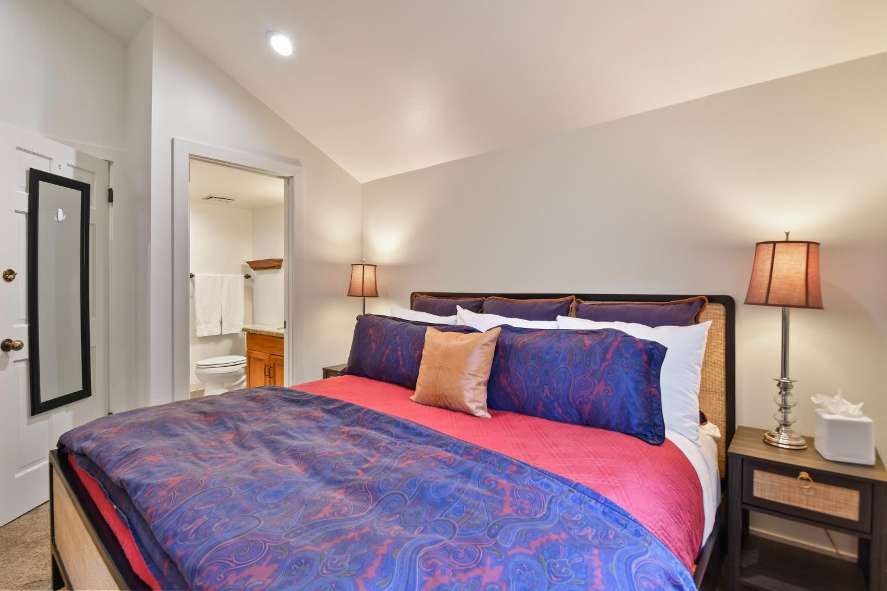 Lakeside Condos by Park City Vacations view 4