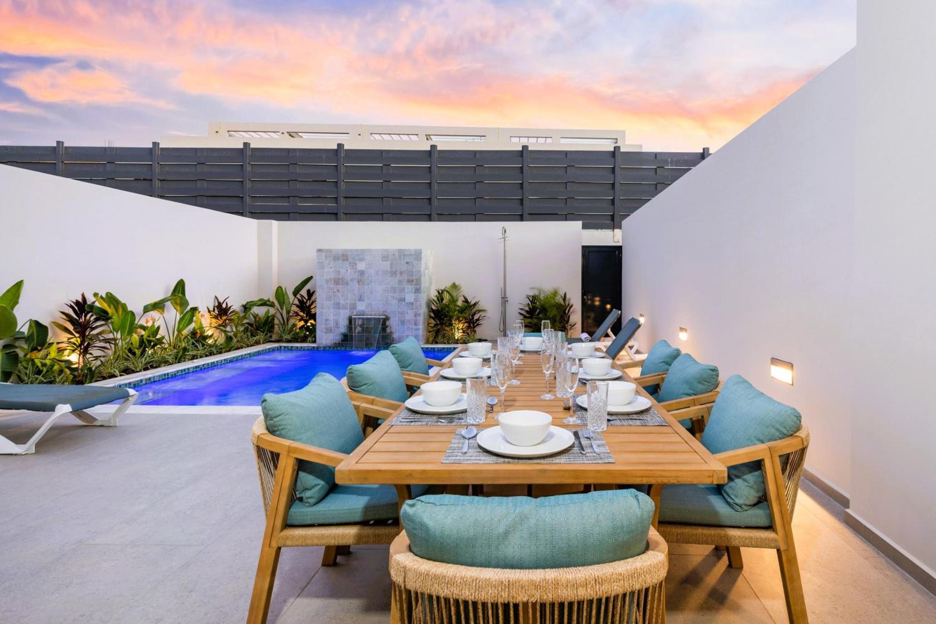 Boca Catalina 5 NEW 4BR 4BA Pool Walk to Beach by Bocobay
