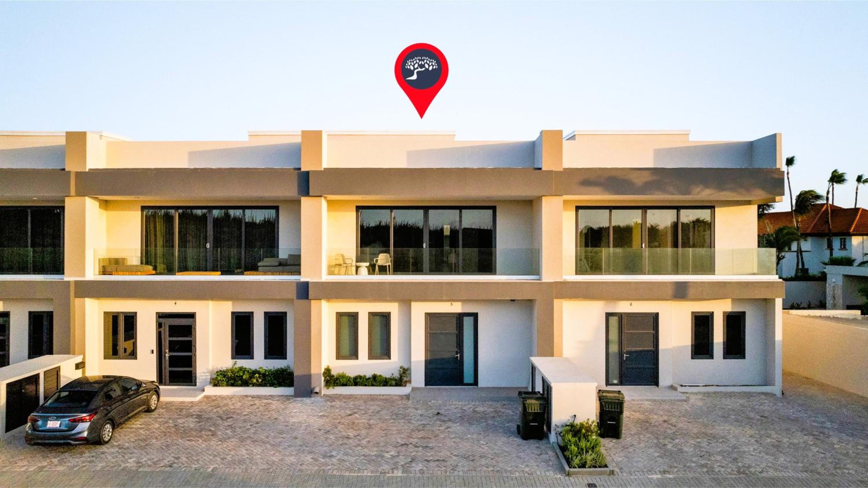 Boca Catalina 5 NEW 4BR 4BA Pool Walk to Beach by Bocobay