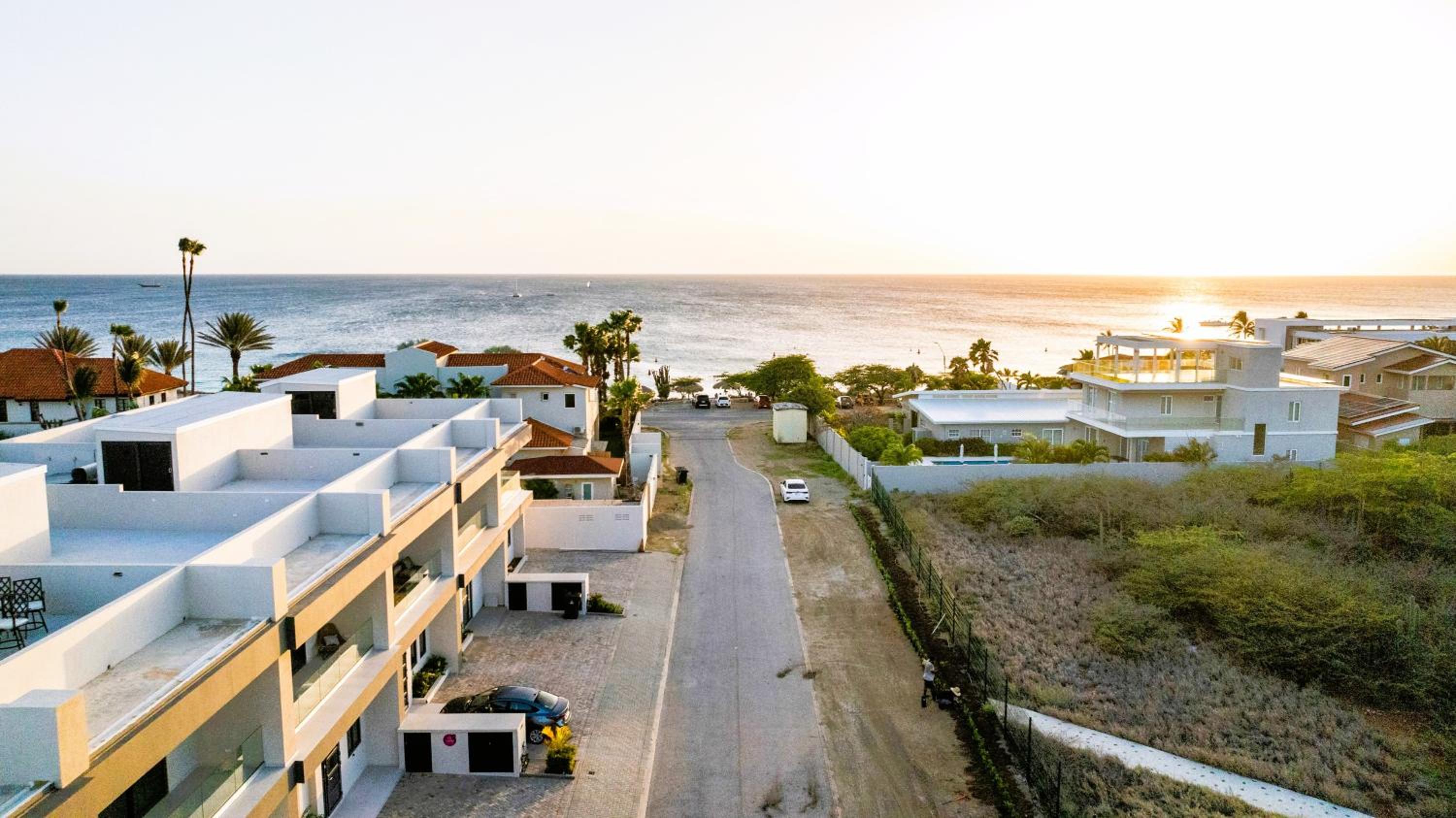 Boca Catalina 5 NEW 4BR 4BA Pool Walk to Beach by Bocobay