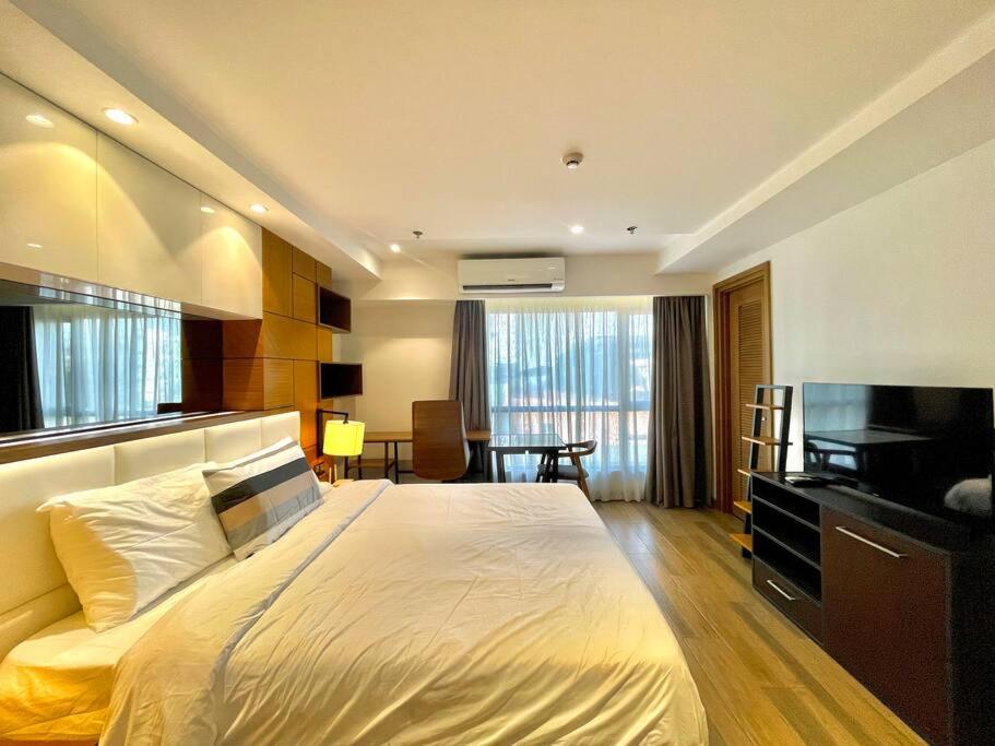 Chic Studio Retreat in 1Euphor Near City Attractions