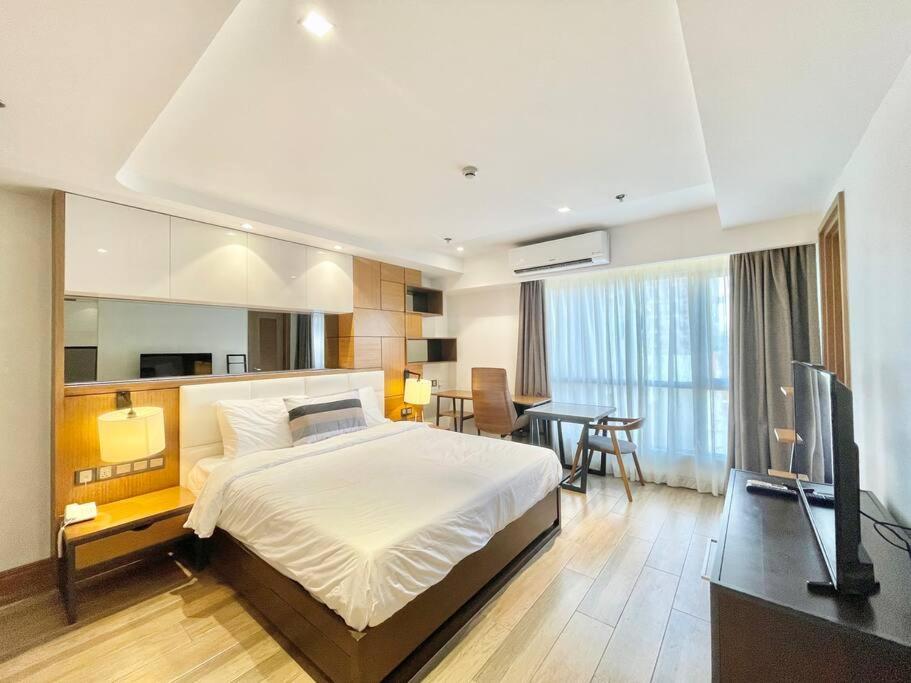 Chic Studio Retreat in 1Euphor Near City Attractions