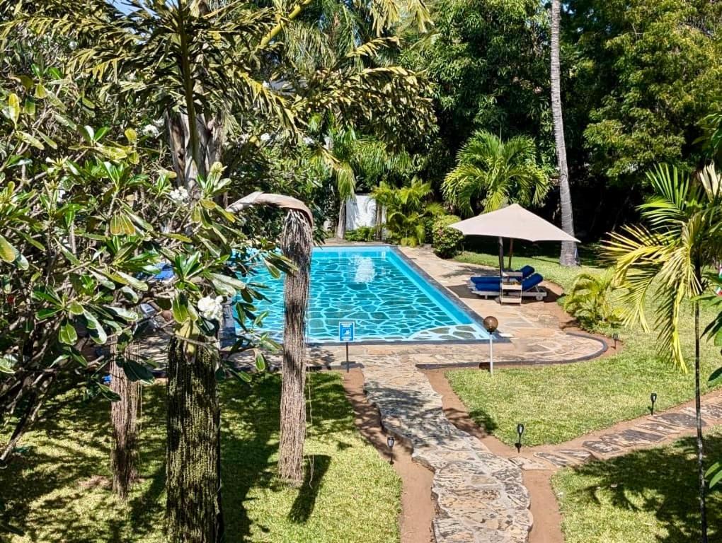 WHITE Nyumba Malindi - Boutique Villa view 4