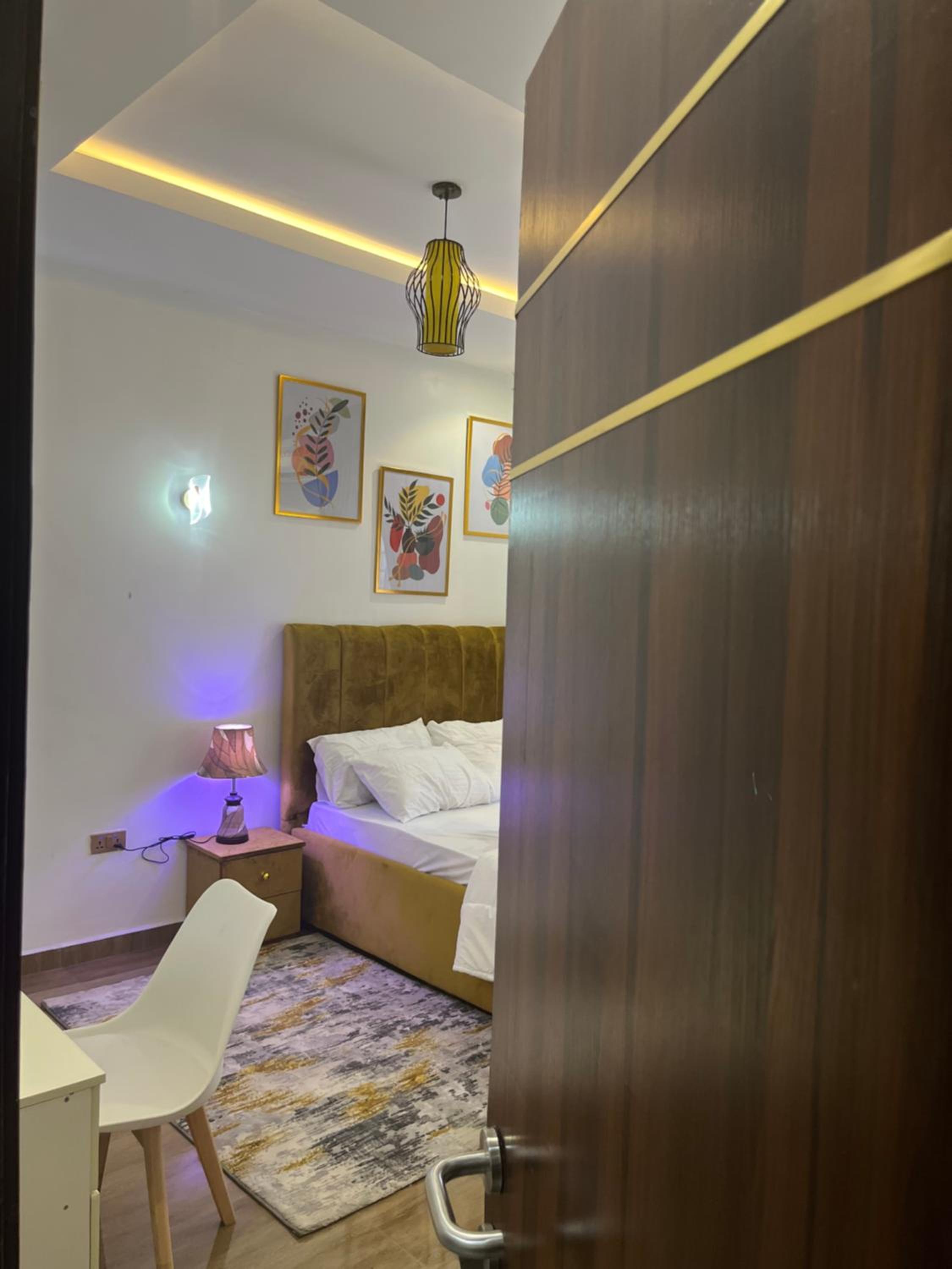 Vokzluxuryshortlet 3-Bedroom Apartment view 2