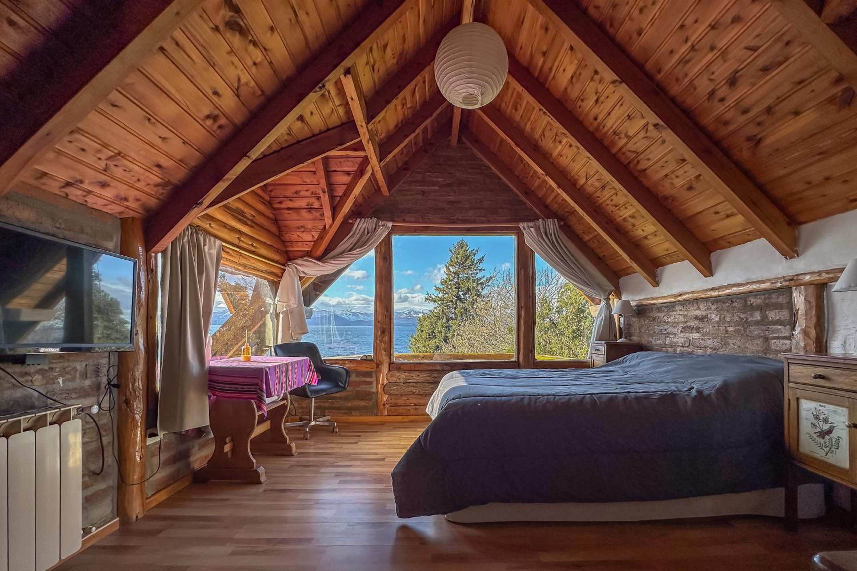 Casa con vista al lago - La casa de Berta