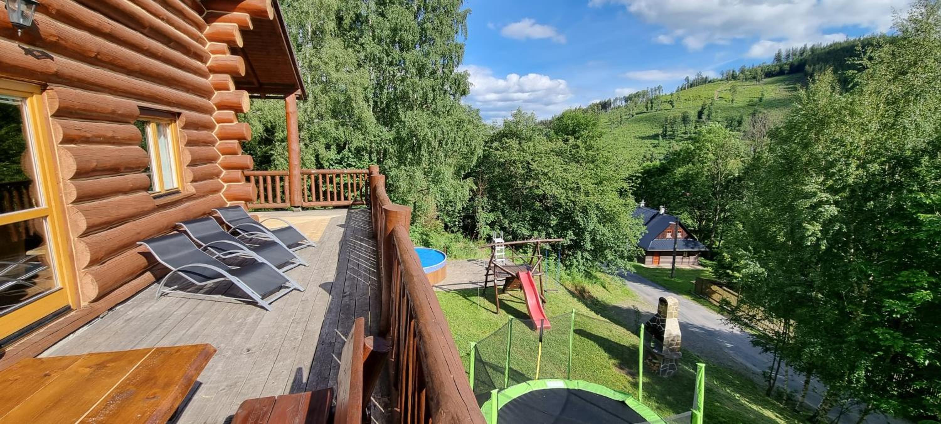 KANADSKY SRUB Stříbrnice