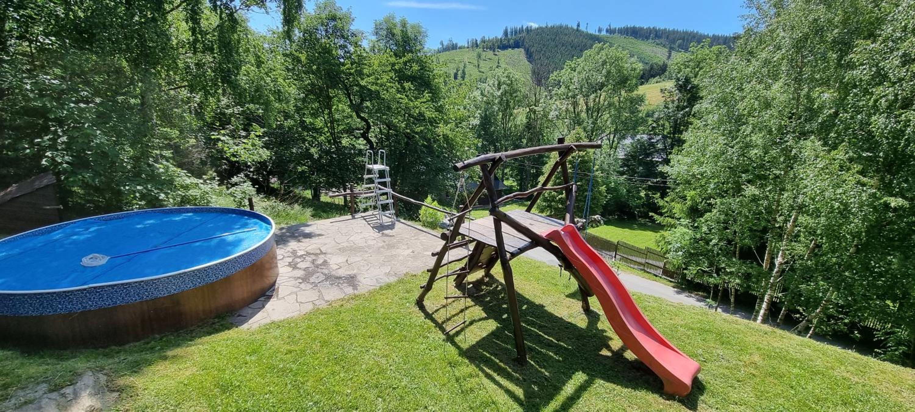 KANADSKY SRUB Stříbrnice