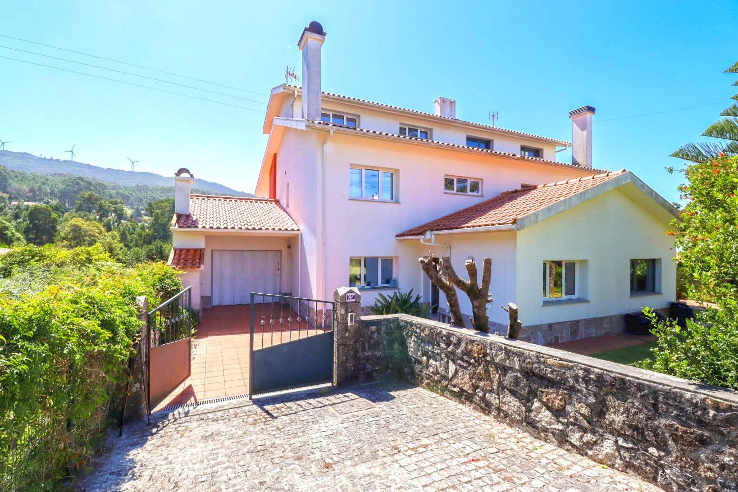 Copa Cabanas - House in Quiet Area with Patio view 2
