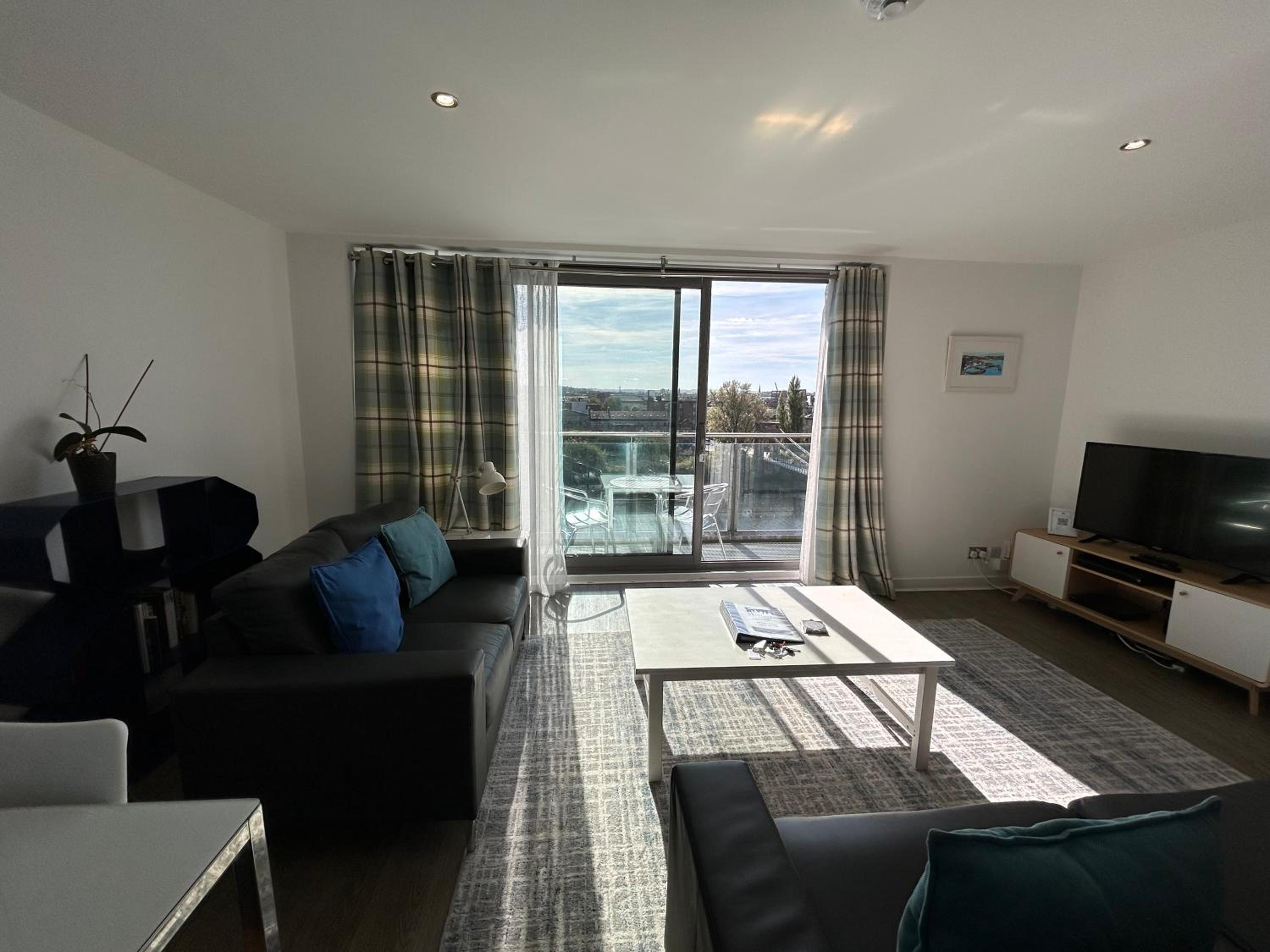 Principal Apartments - Clyde Waterfront Apartments