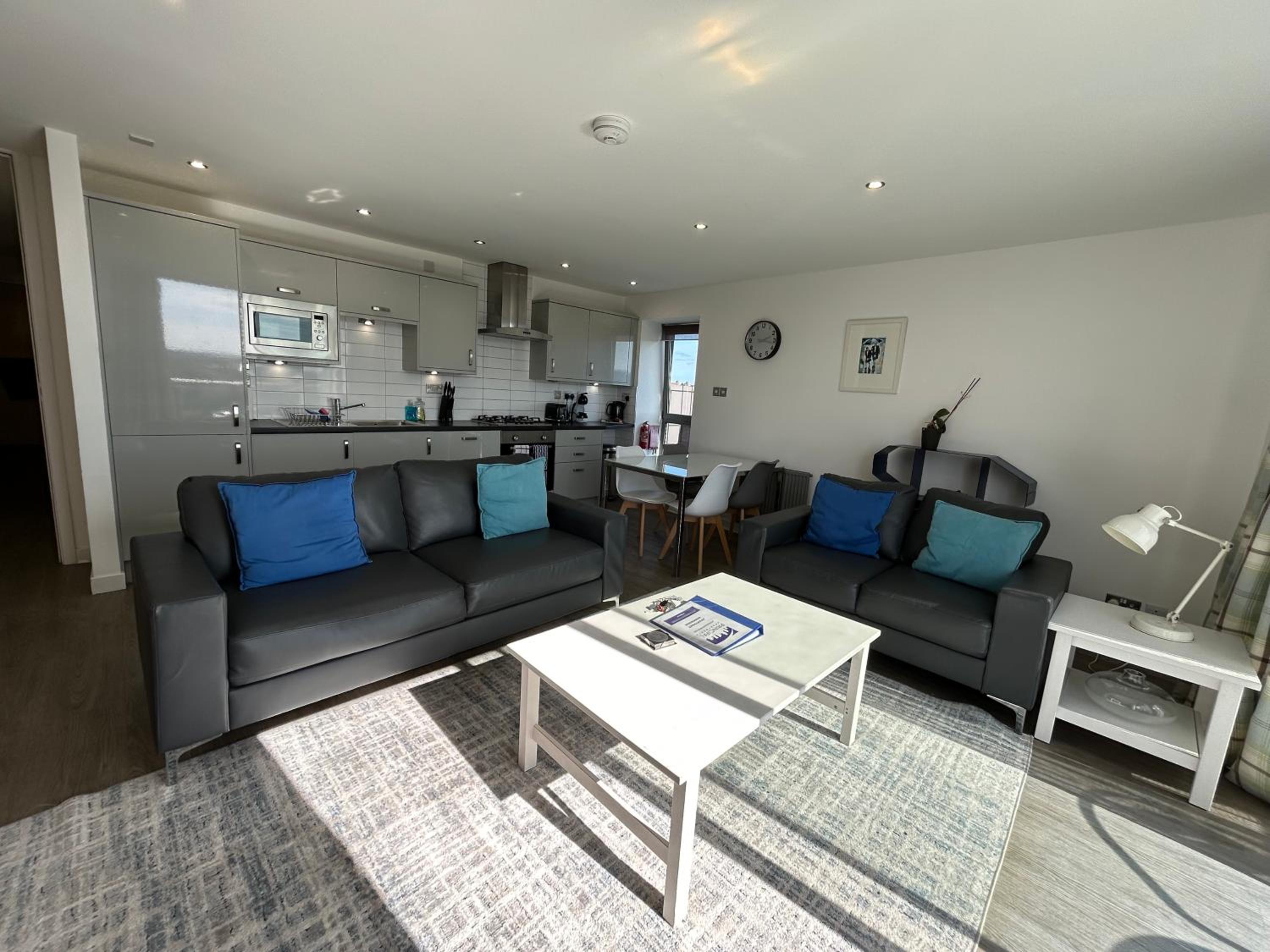 Principal Apartments - Clyde Waterfront Apartments