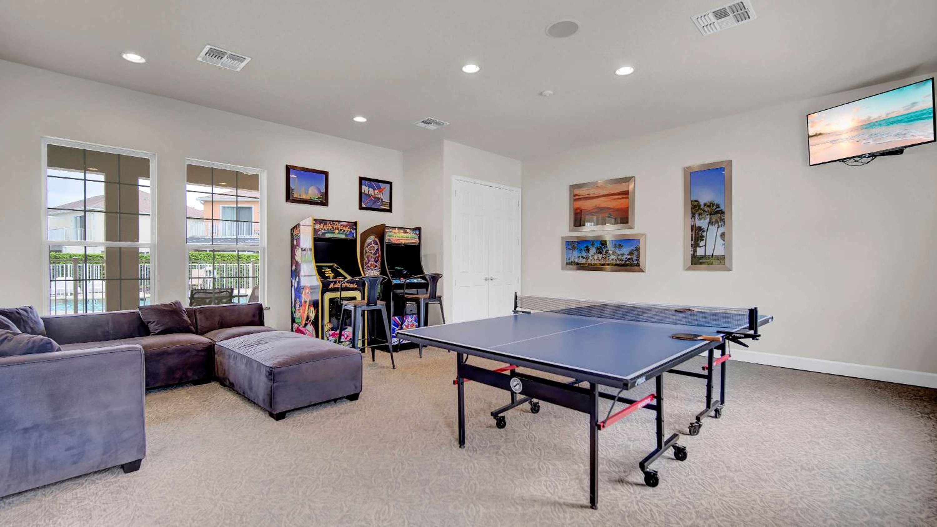 Trendy Thematic 3BR Townhouse with Private Pool